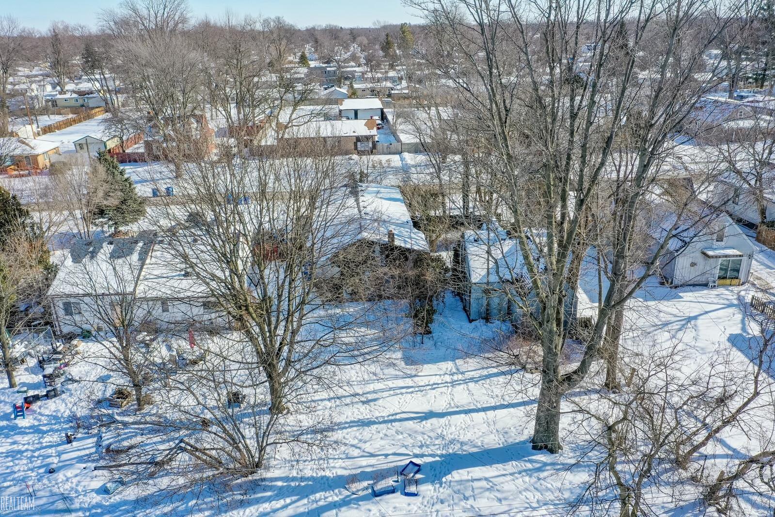 23391 Lawson Avenue photo 6