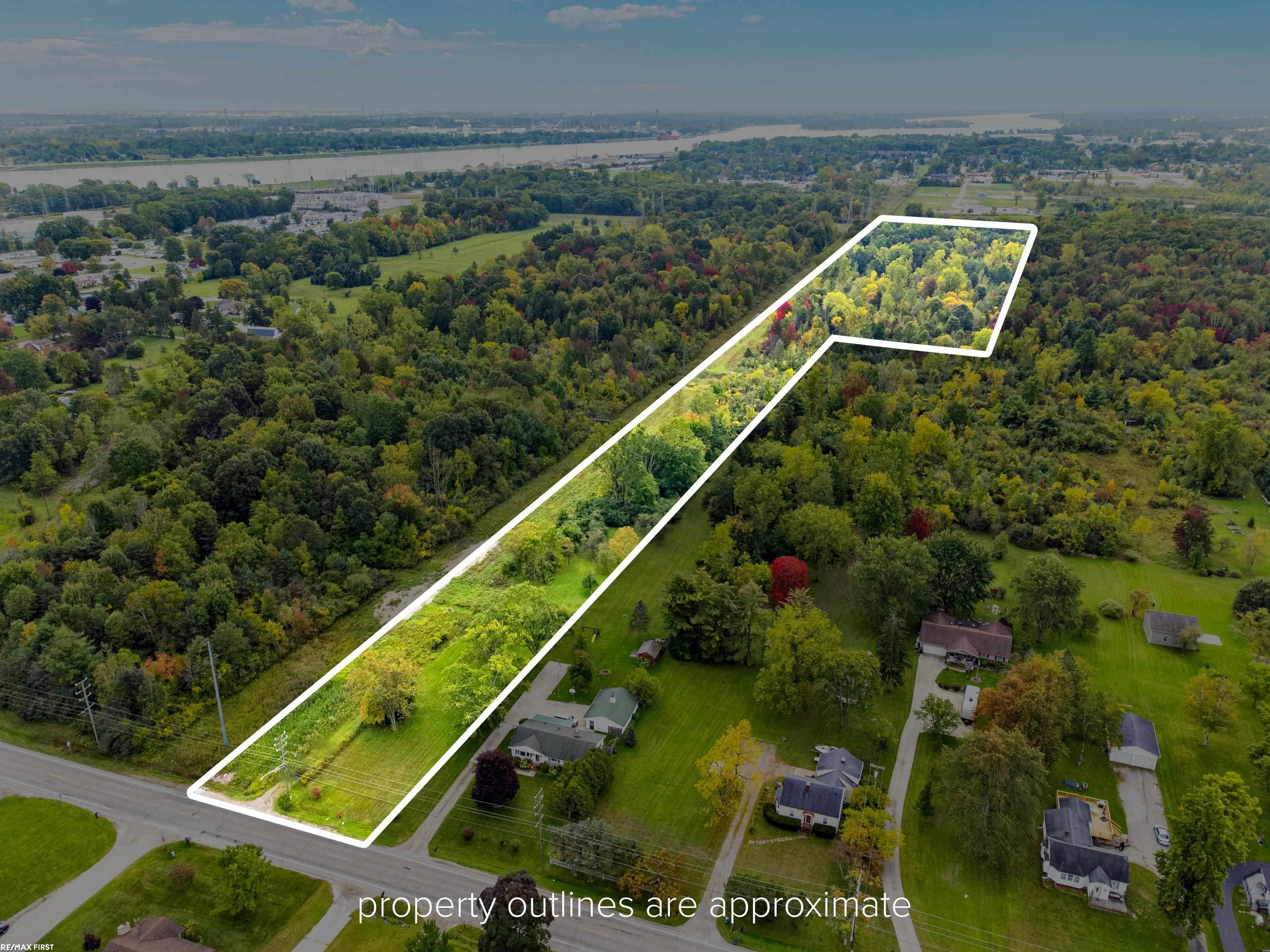 3605 Ravenswood Road photo 6