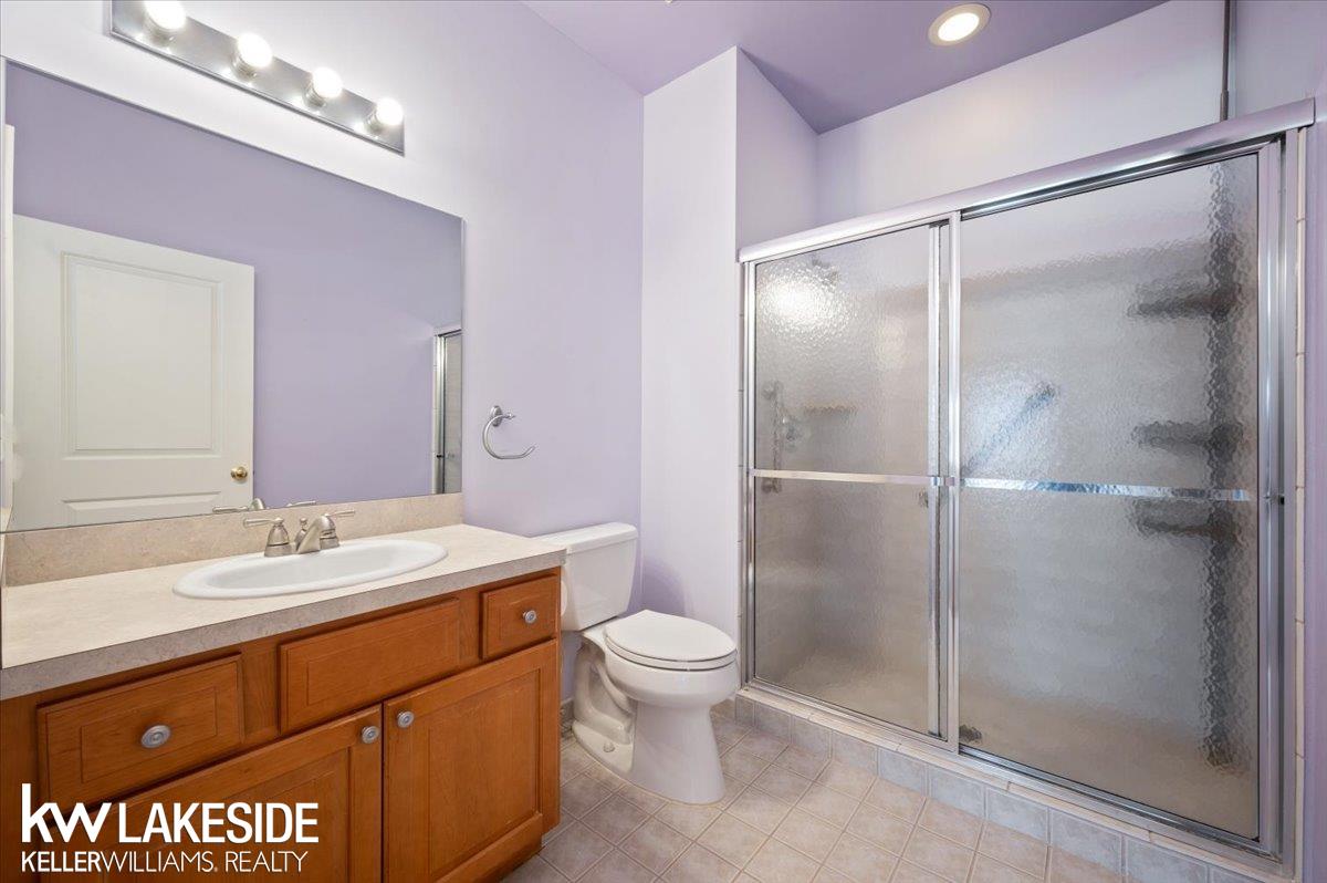 Clinton Township, MI, 48038