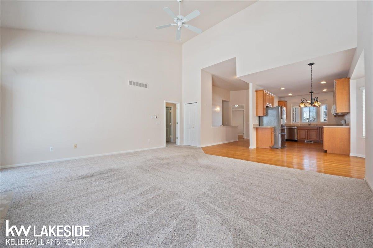 Clinton Township, MI, 48038