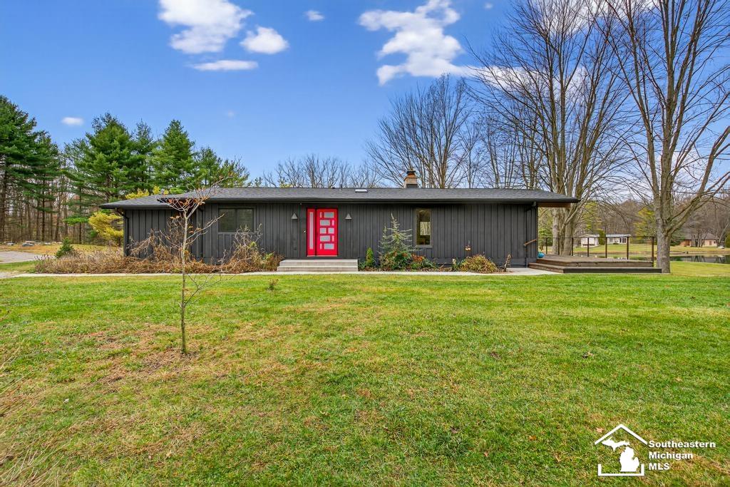 4270 Temperance Rd. Road, Ottawa Lake, MI, 49267