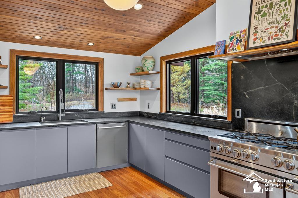 4270 Temperance Rd. Road, Ottawa Lake, MI, 49267