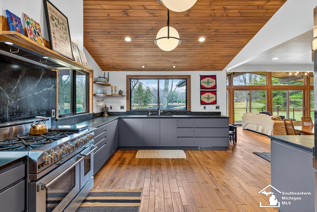 4270 Temperance Rd. Road, Ottawa Lake, MI, 49267