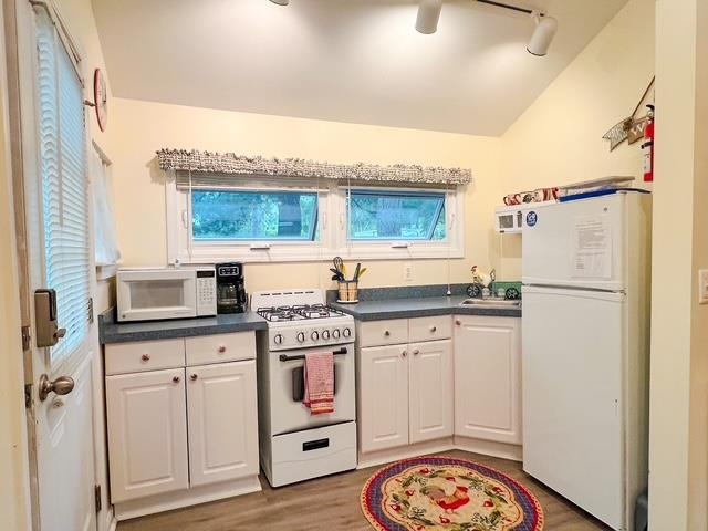 102 John Drive, Harrison, MI, 48625