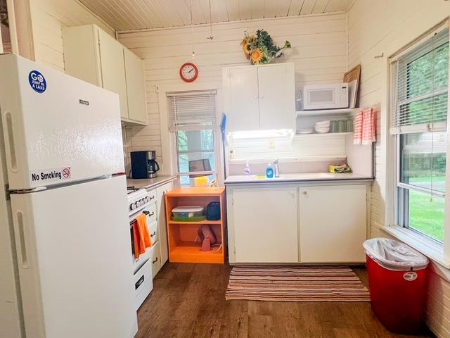 102 John Drive, Harrison, MI, 48625