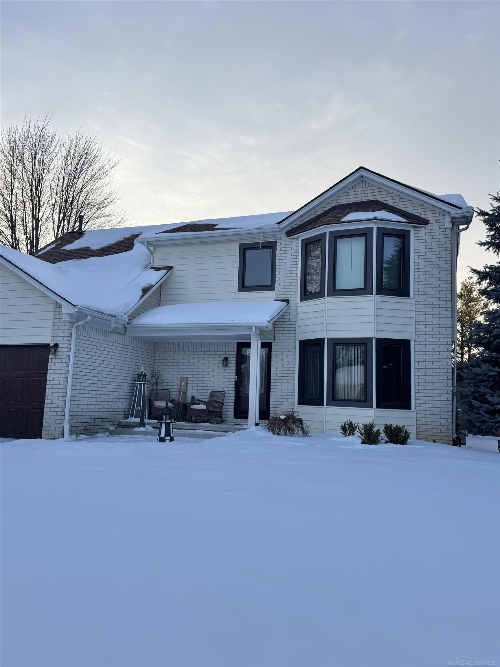 Homes for sale in New Baltimore, MI | 54649 Bradshaw Dr, New Baltimore, MI 48047 | MLS# 50198941