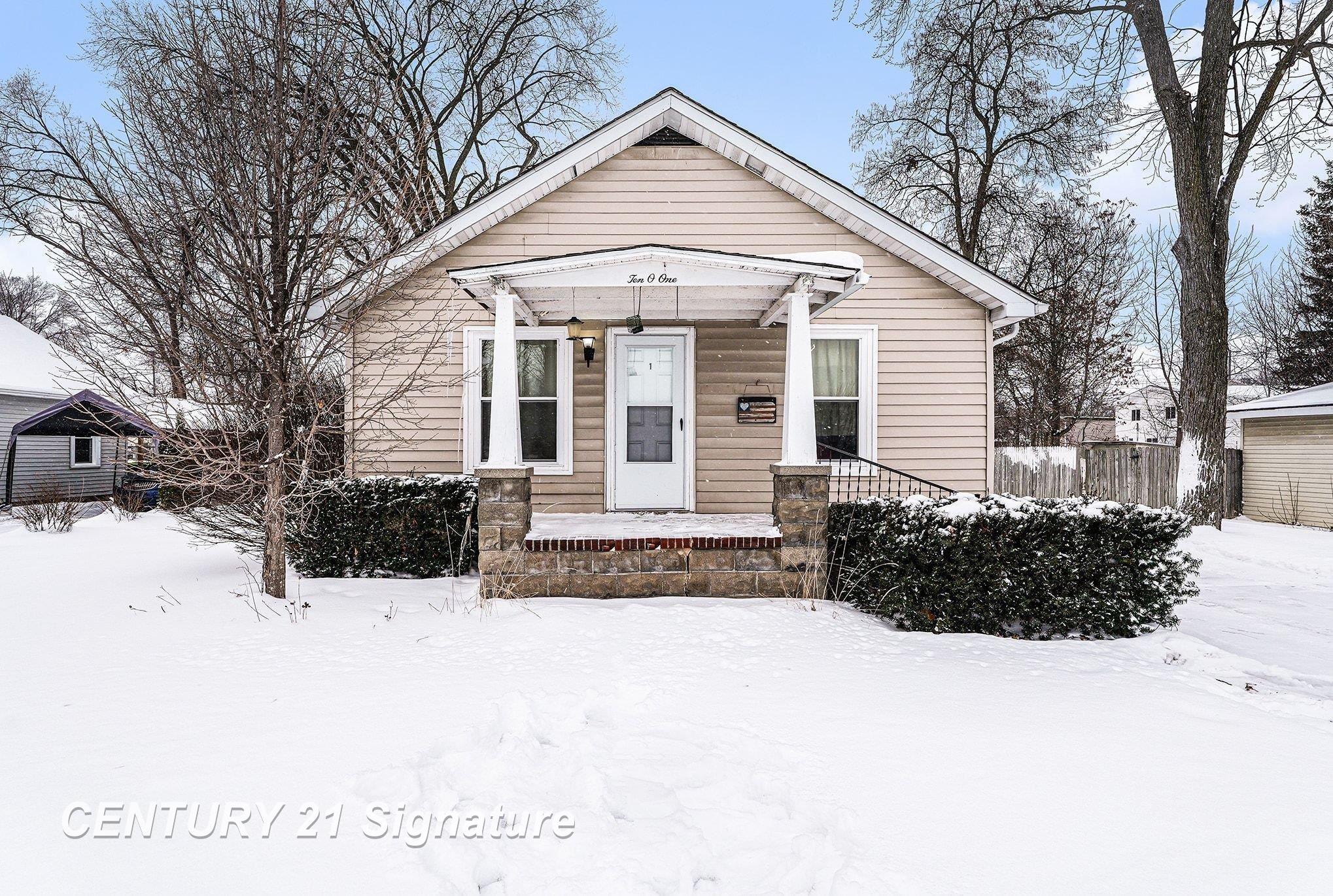 Homes for sale in Midland Charter Township Midland, MI | 1001 Fournie Ct, Midland Charter Township Midland, MI 48640 | MLS# 61050198957