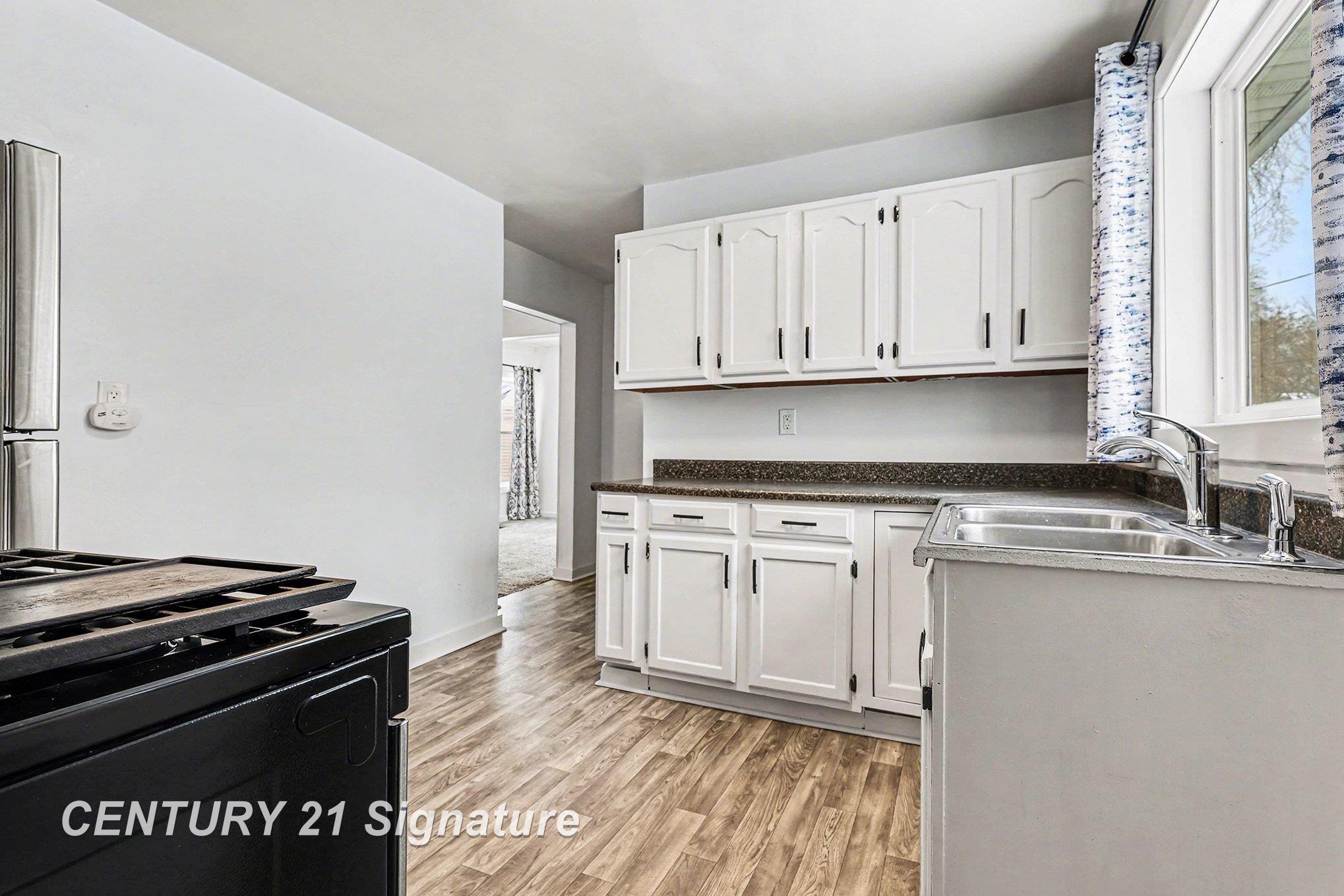 Homes for sale in Midland Charter Township Midland, MI | 1001 Fournie Ct, Midland Charter Township Midland, MI 48640 | MLS# 61050198957