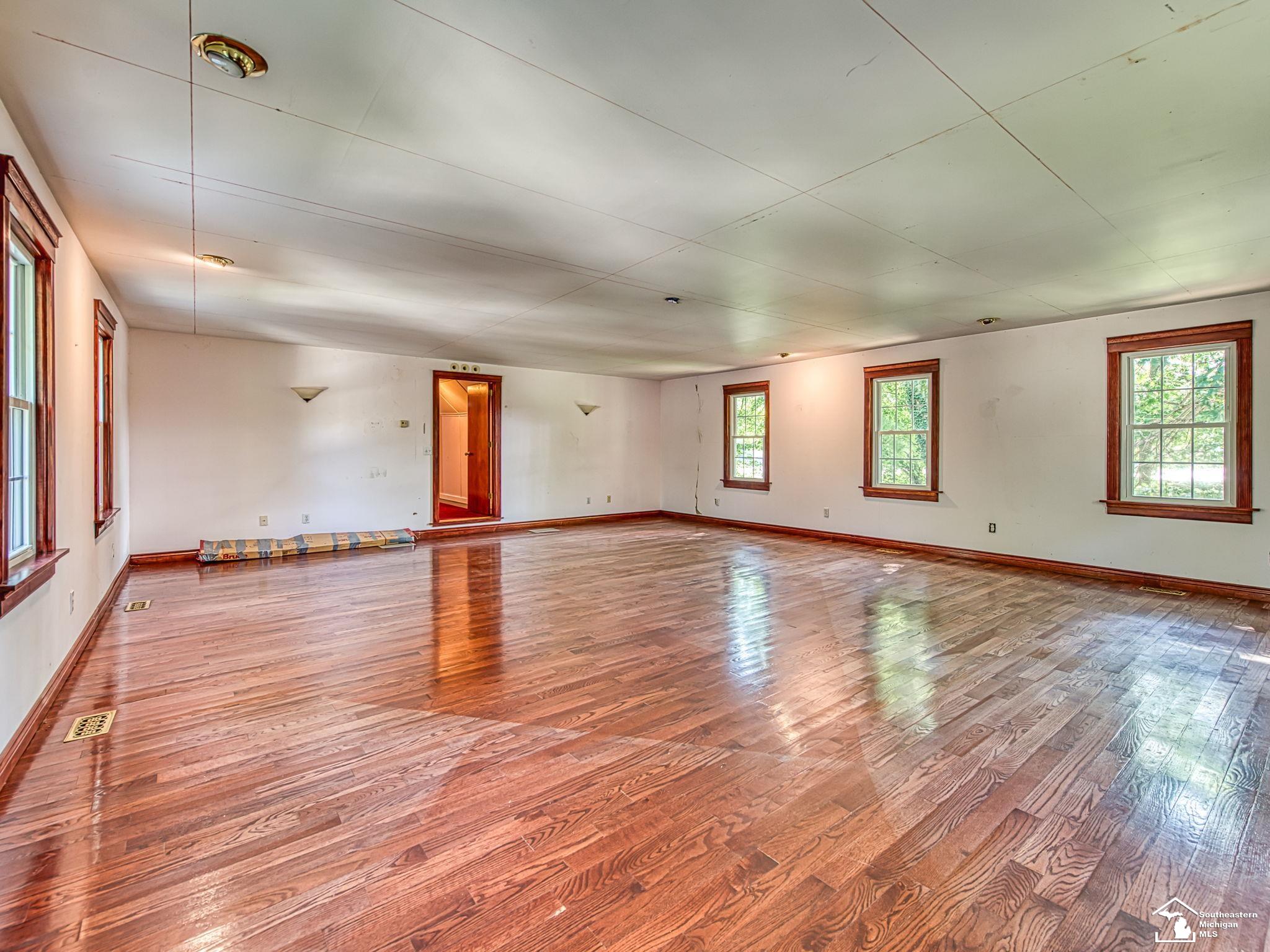 1660 W Sterns Road, Temperance, MI, 48182