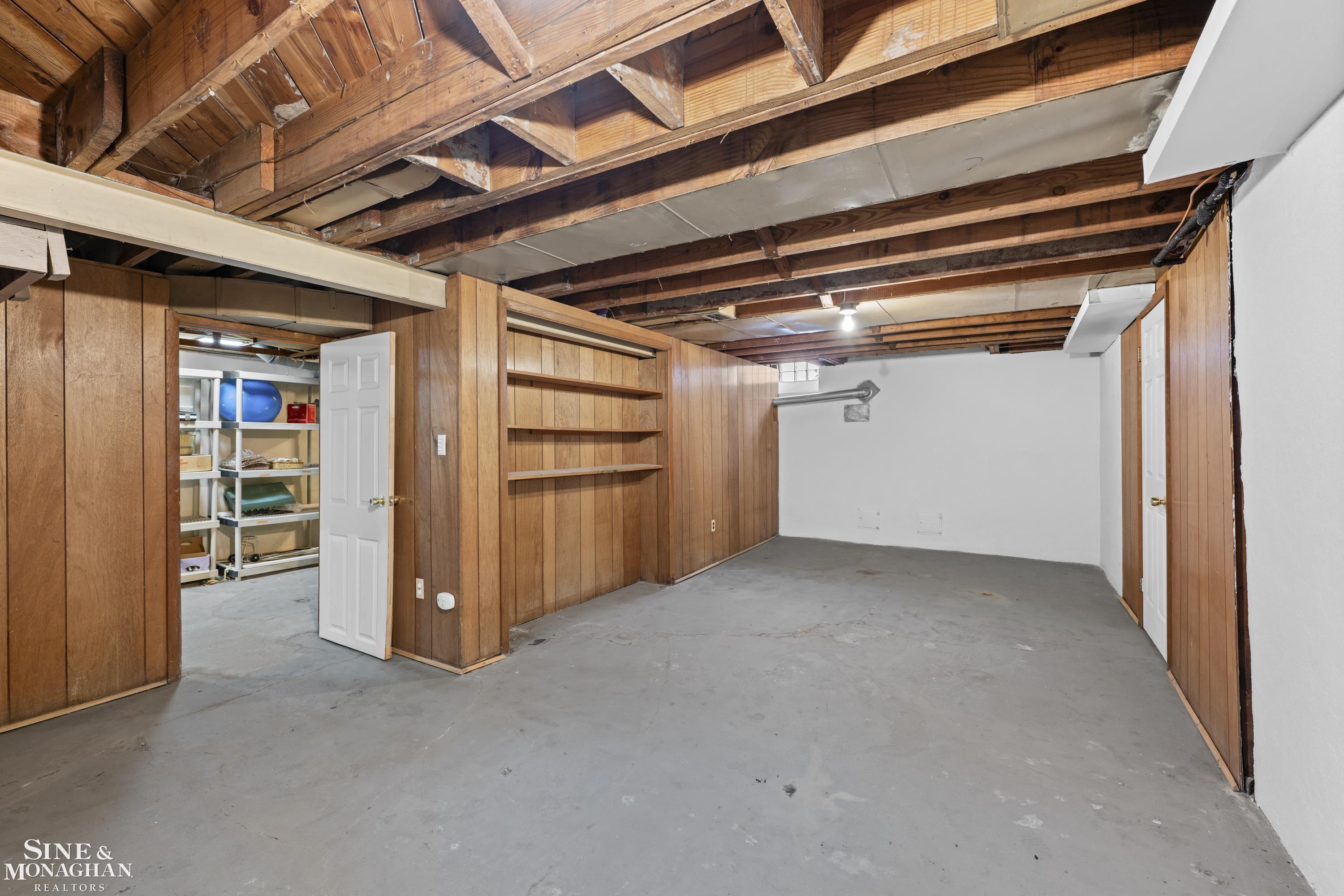 Grosse Pointe Farms, MI, 48236