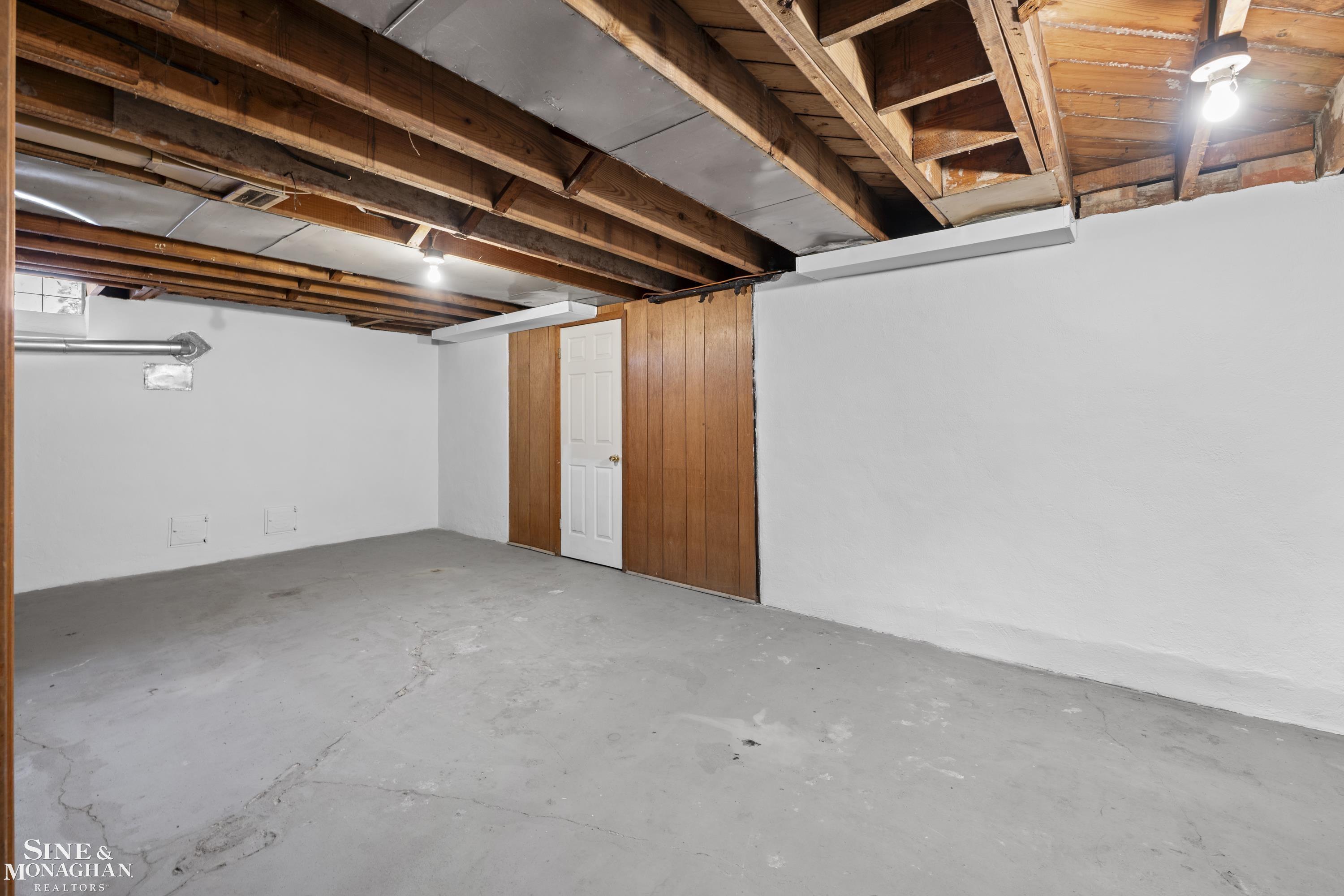 Grosse Pointe Farms, MI, 48236