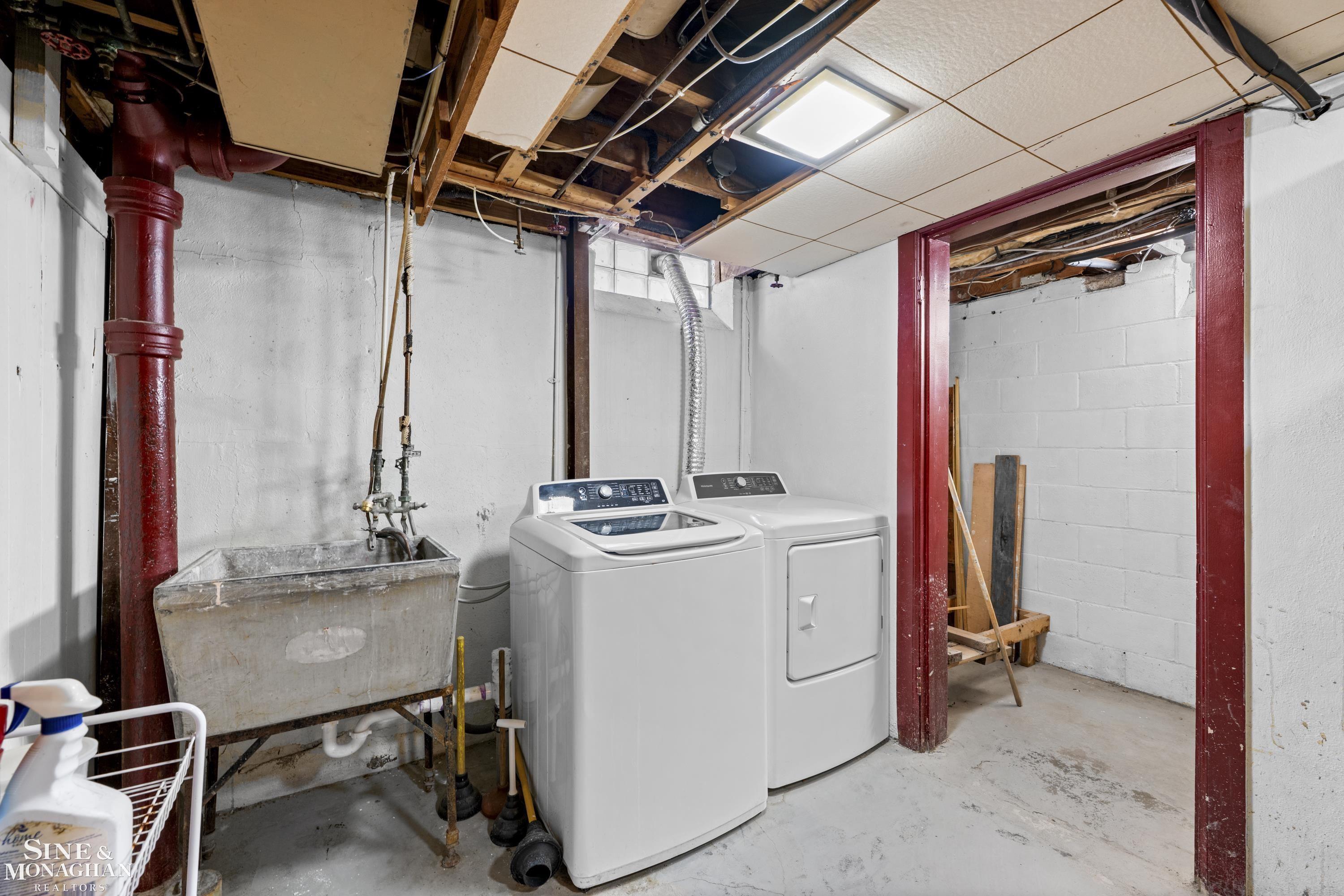 Grosse Pointe Farms, MI, 48236