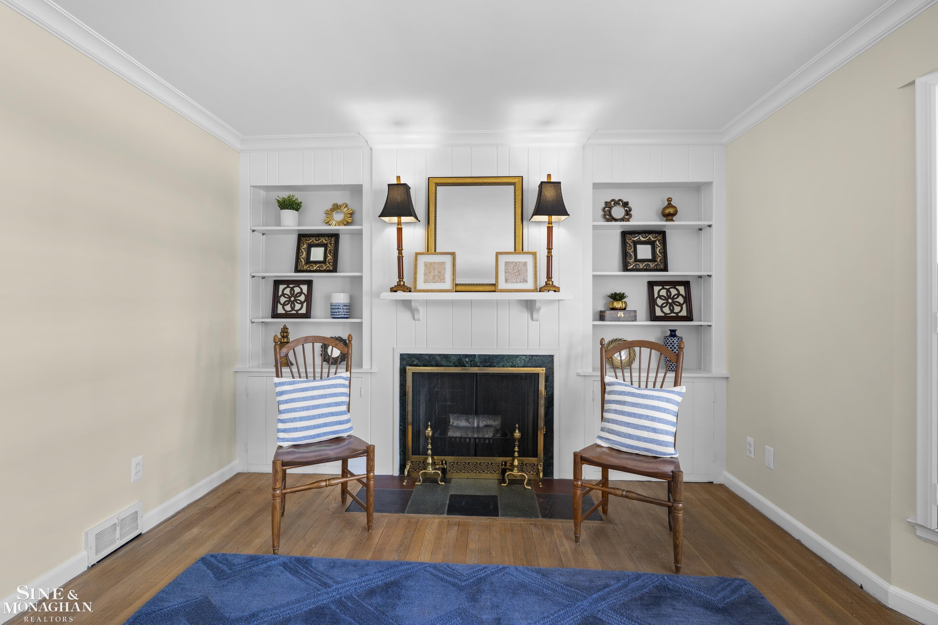 Grosse Pointe Farms, MI, 48236