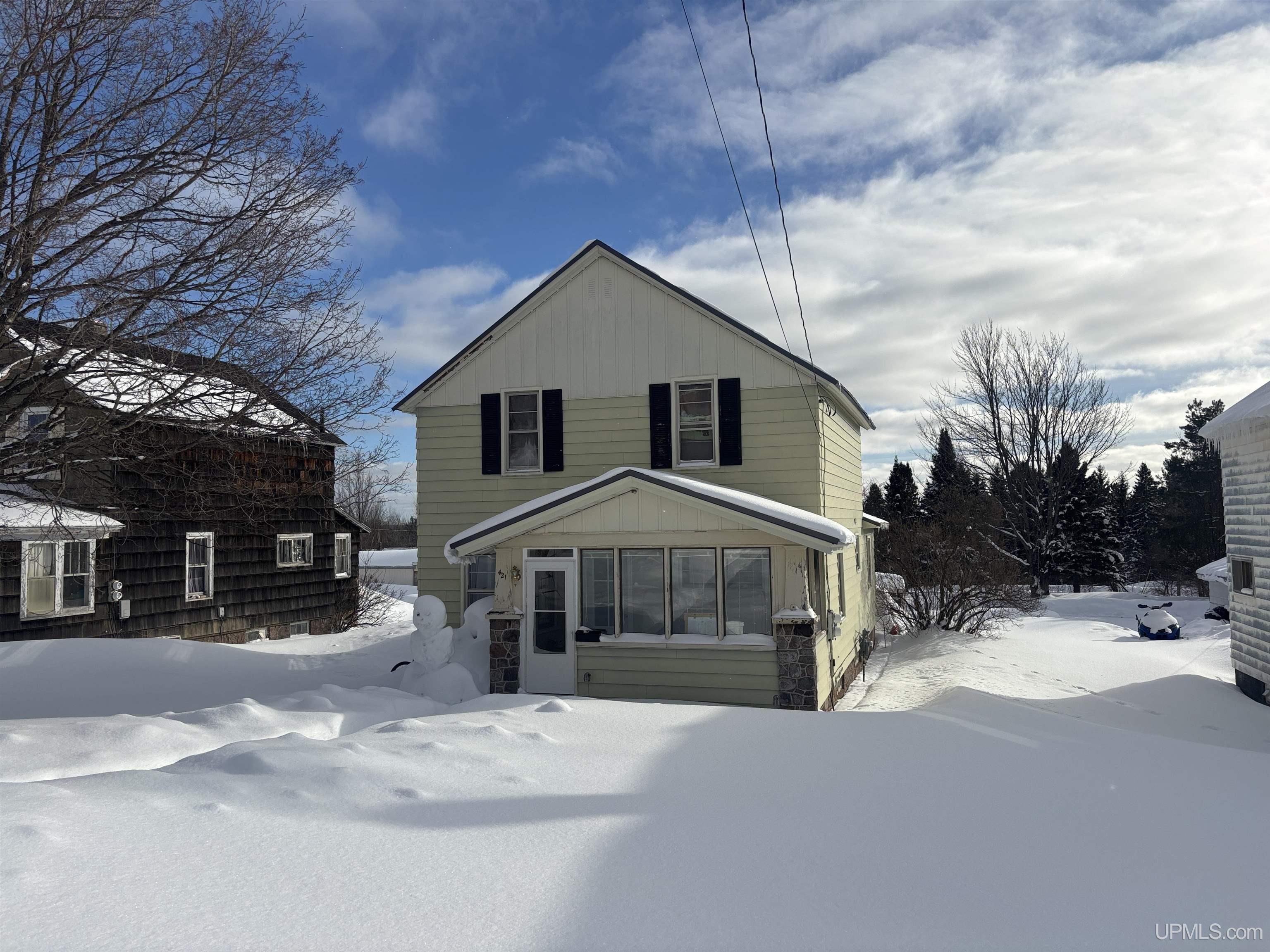 Homes for sale in Ironwood, MI | 421 Kennedy St, Ironwood, MI 49938 | MLS# 50198980