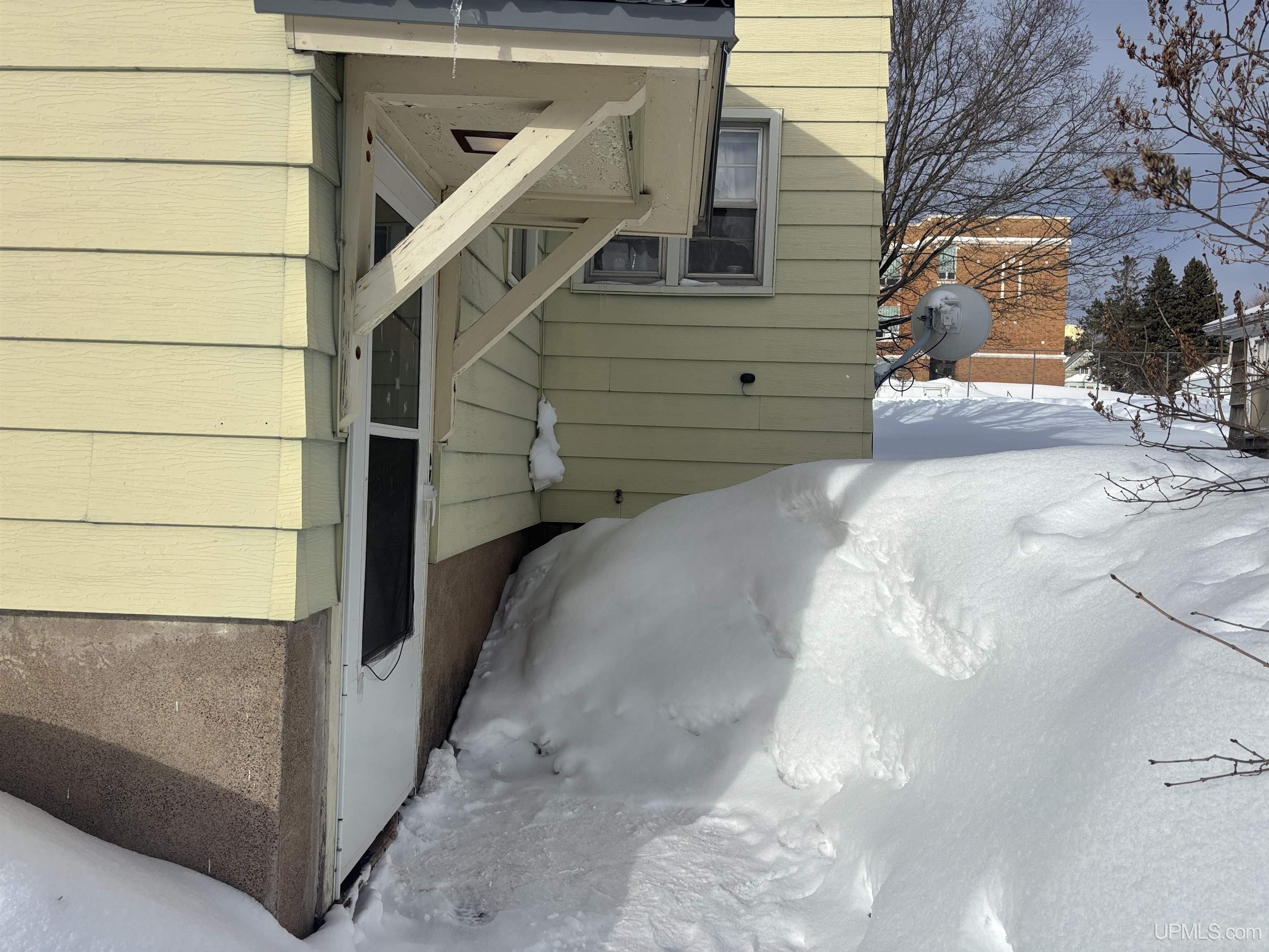 Homes for sale in Ironwood, MI | 421 Kennedy St, Ironwood, MI 49938 | MLS# 50198980