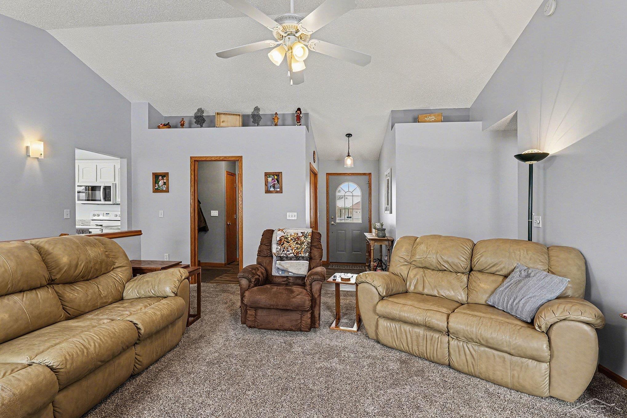 Homes for sale in Freeland, MI | 8426 Waxwing Dr, Freeland, MI 48623 | MLS# 50198995