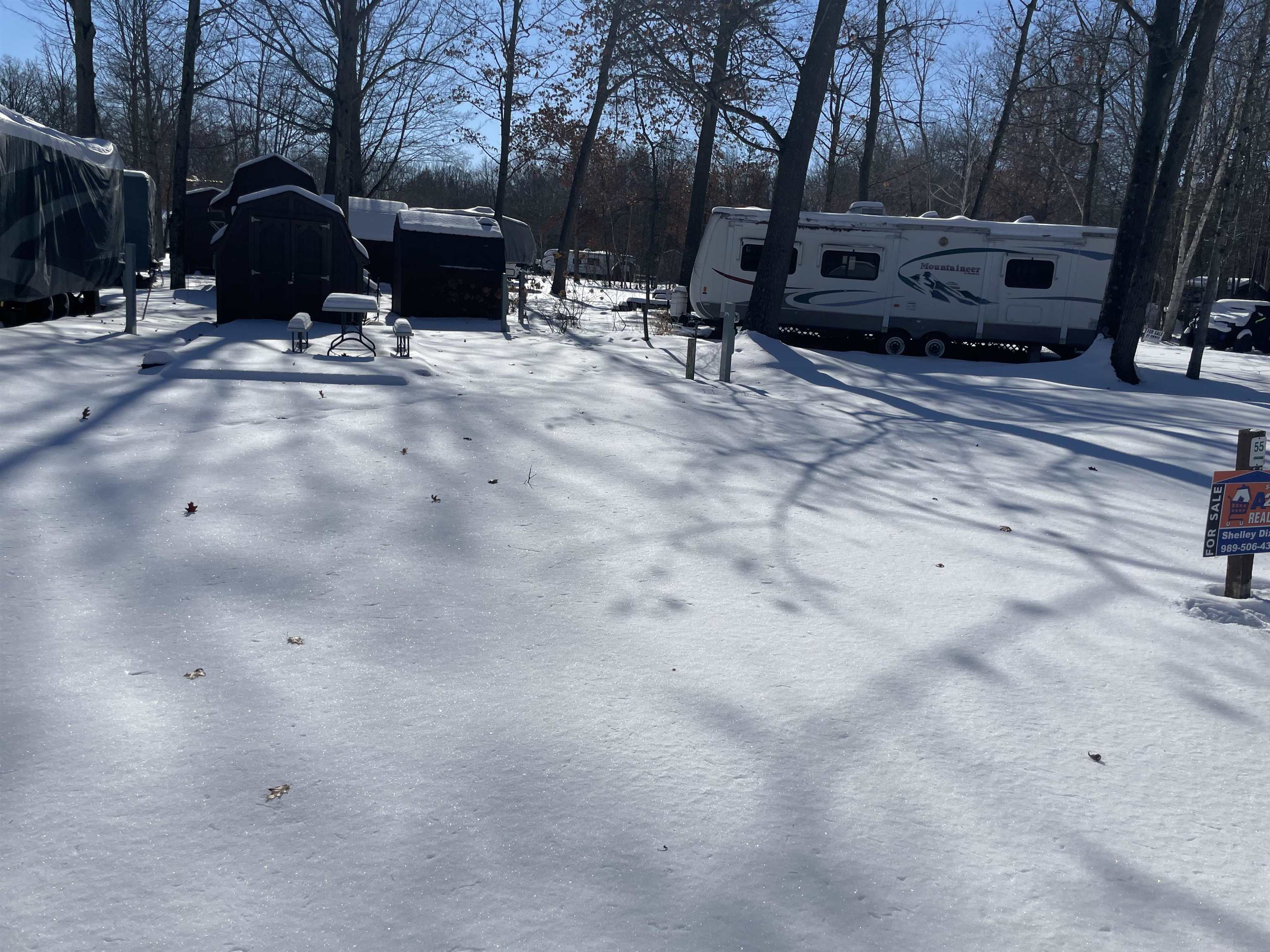 978 Timberlynn Trail Road, Sanford, MI, 48657