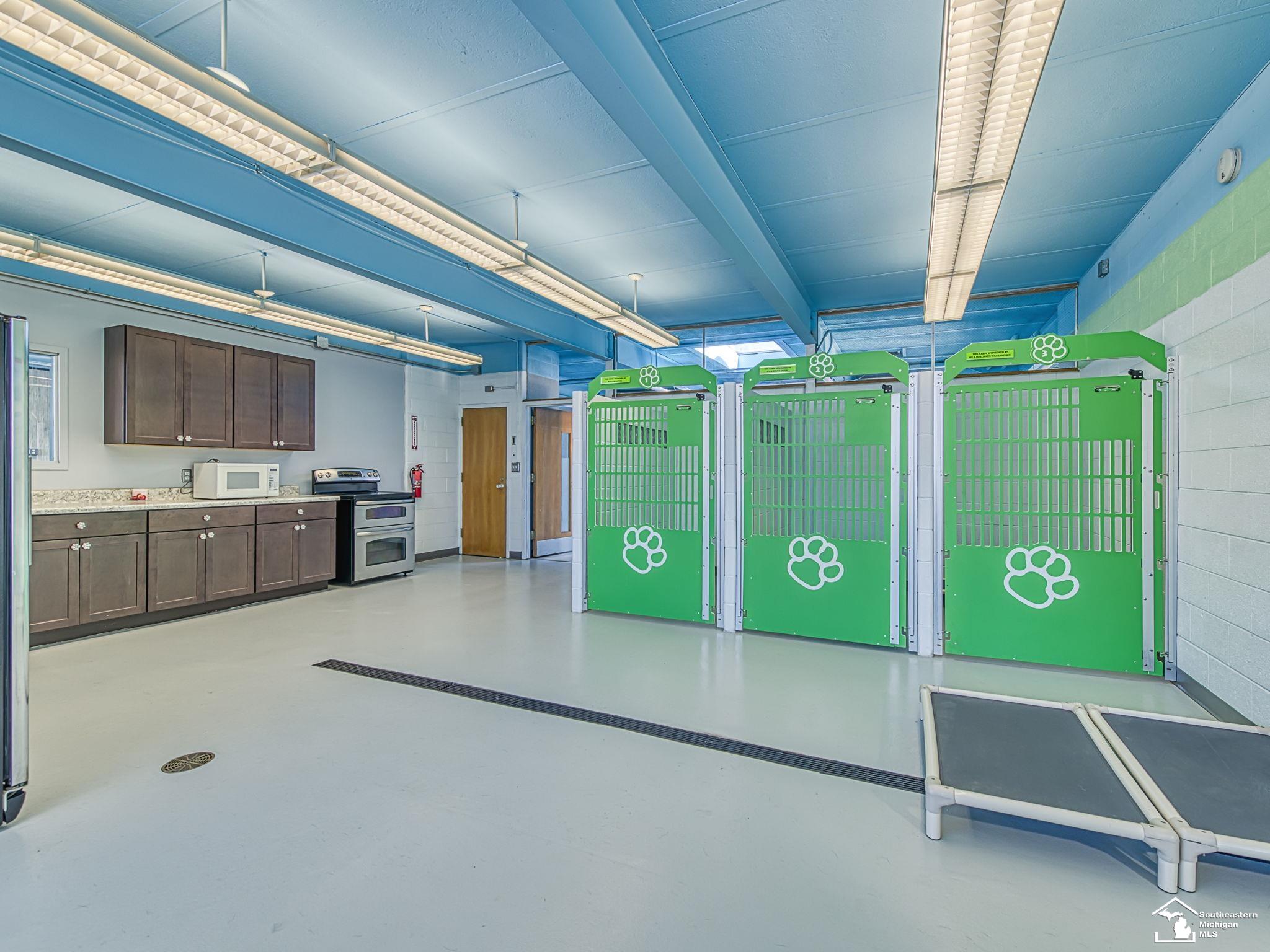 2400 N Dixie Highway, Monroe, MI, 48162