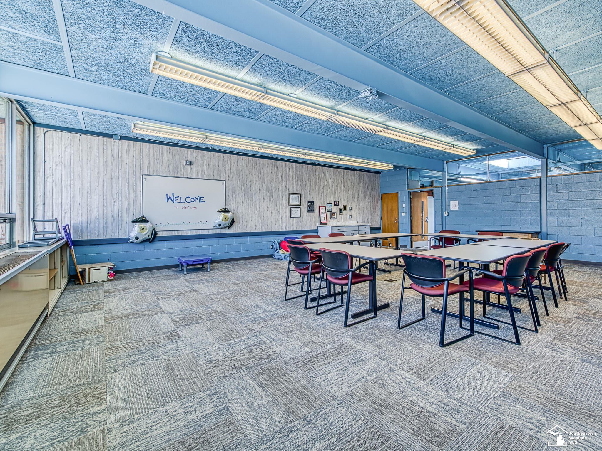 2400 N Dixie Highway, Monroe, MI, 48162