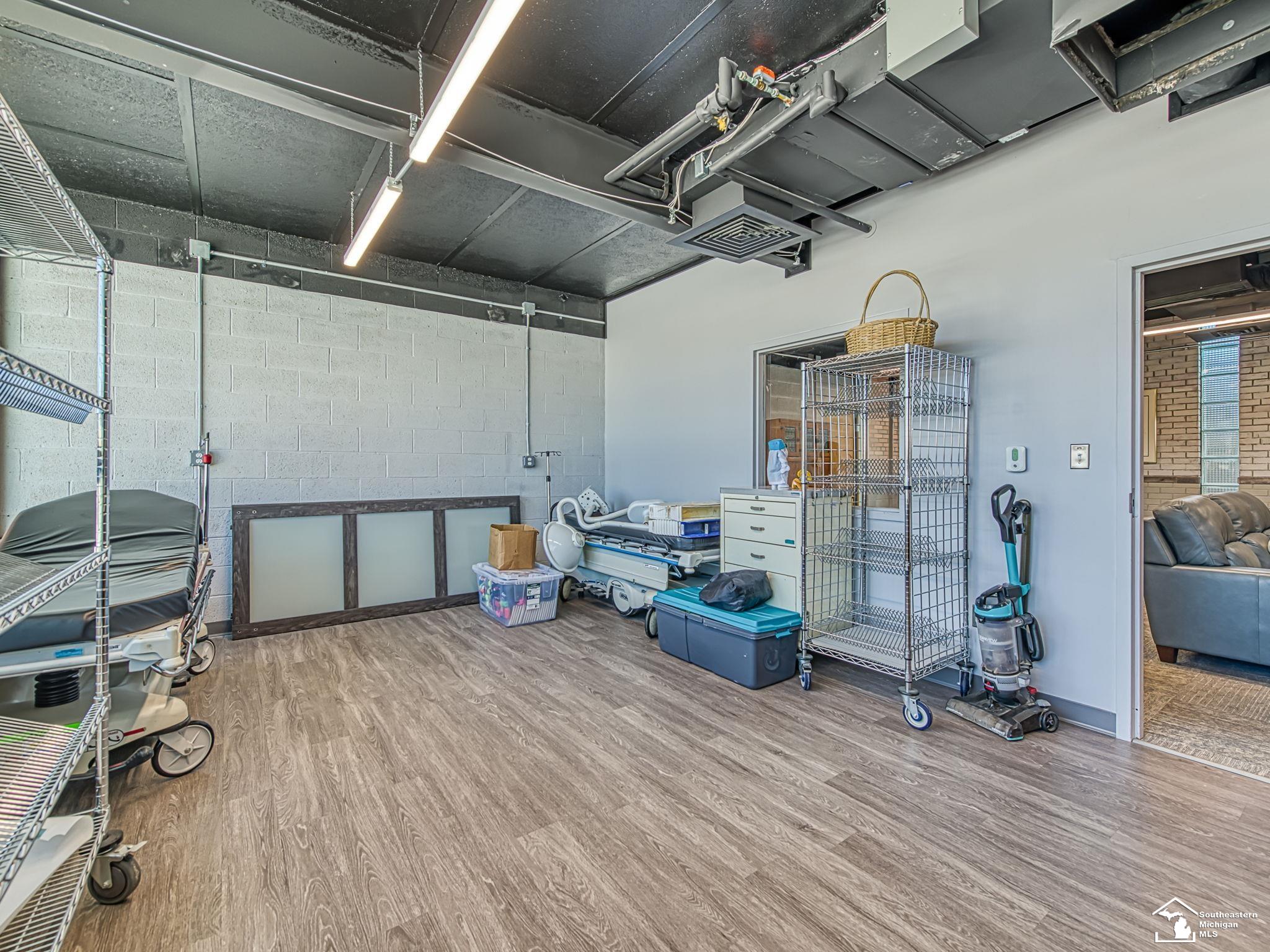 2400 N Dixie Highway, Monroe, MI, 48162