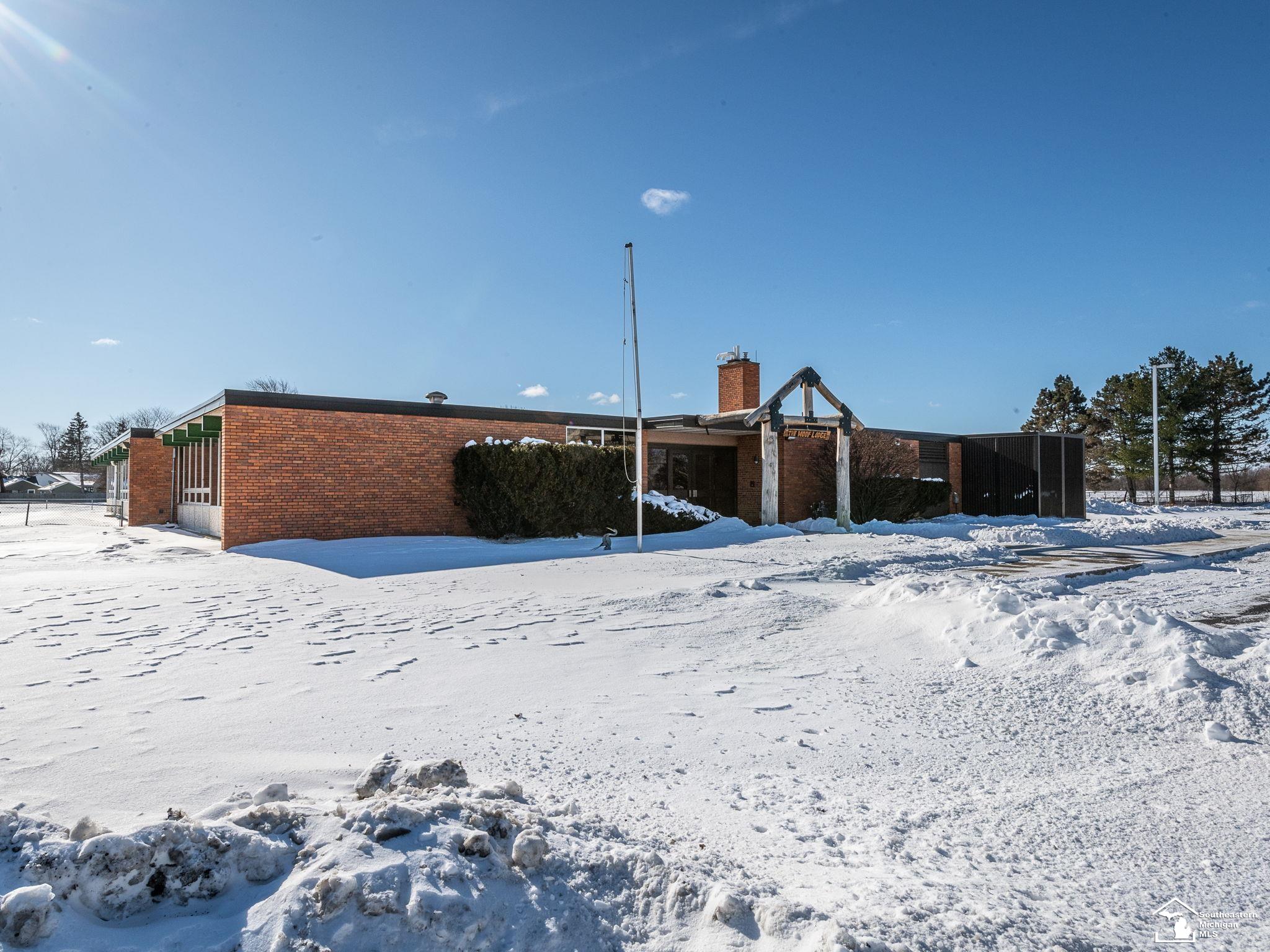 2400 N Dixie Highway, Monroe, MI, 48162