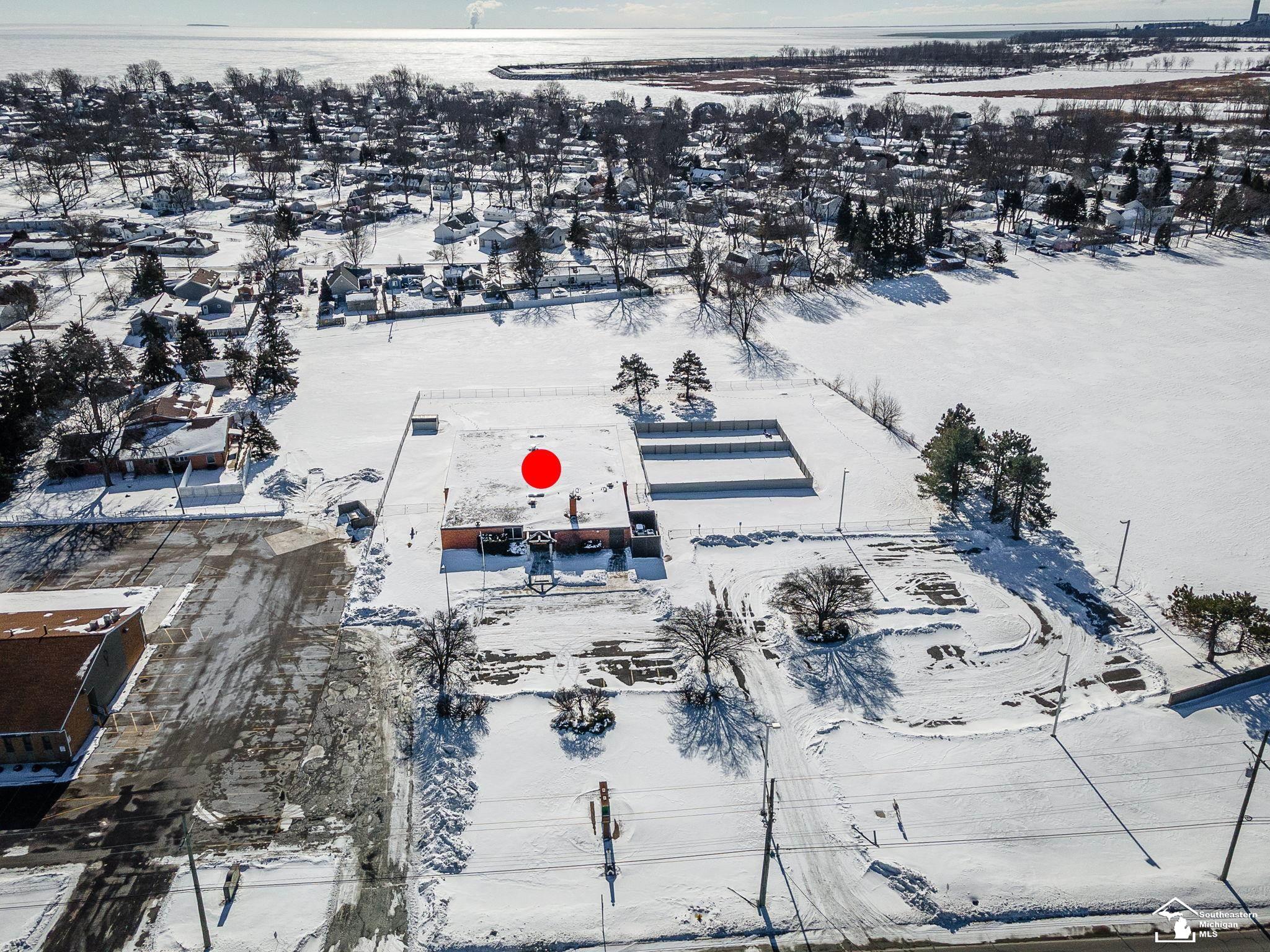 2400 N Dixie Highway, Monroe, MI, 48162