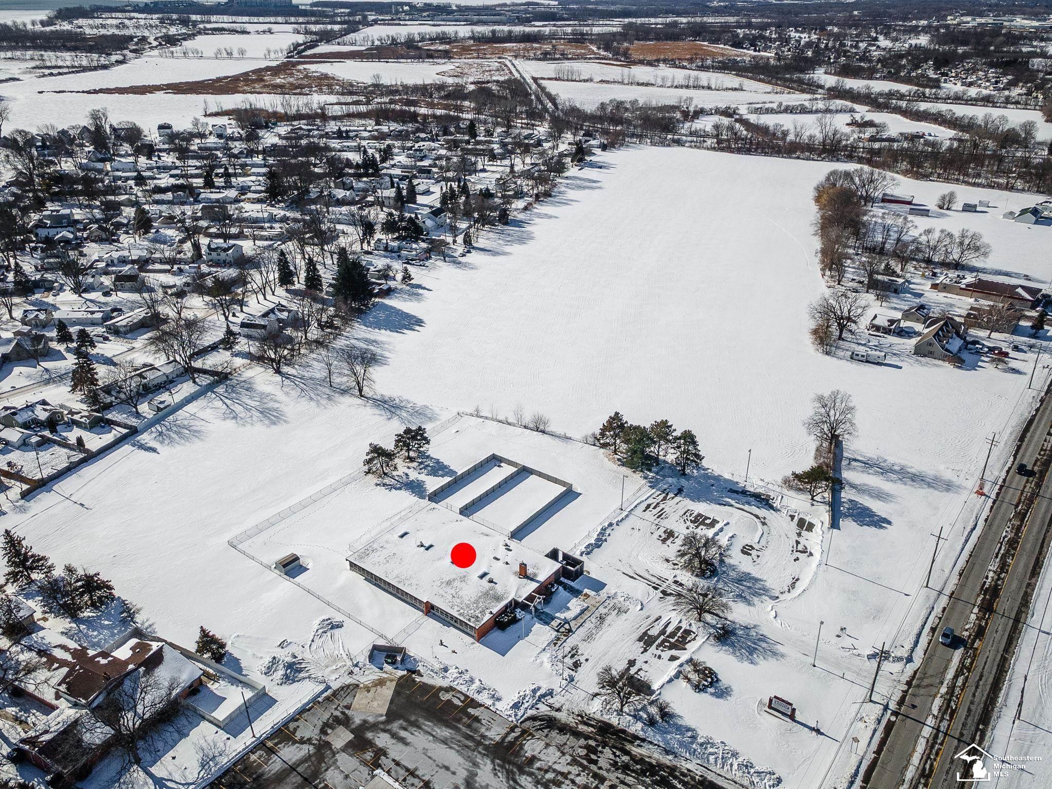 2400 N Dixie Highway, Monroe, MI, 48162