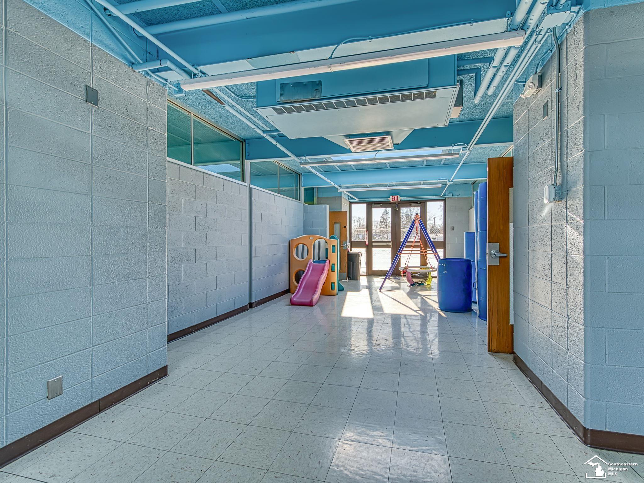 2400 N Dixie Highway, Monroe, MI, 48162