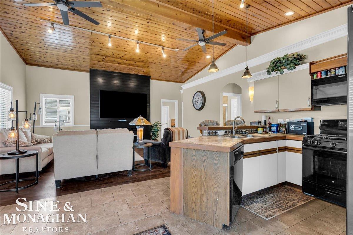 7846 Stark Drive, Clay, MI, 48001