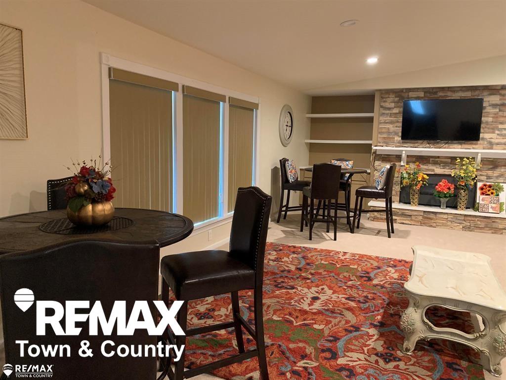 1260 Springborrow Drive, Flint, MI, 48532