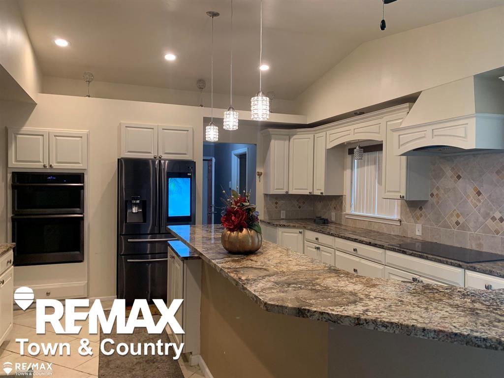 1260 Springborrow Drive, Flint, MI, 48532