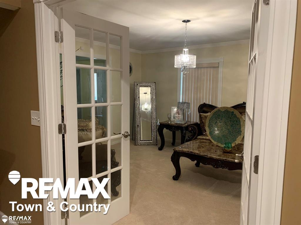 1260 Springborrow Drive, Flint, MI, 48532