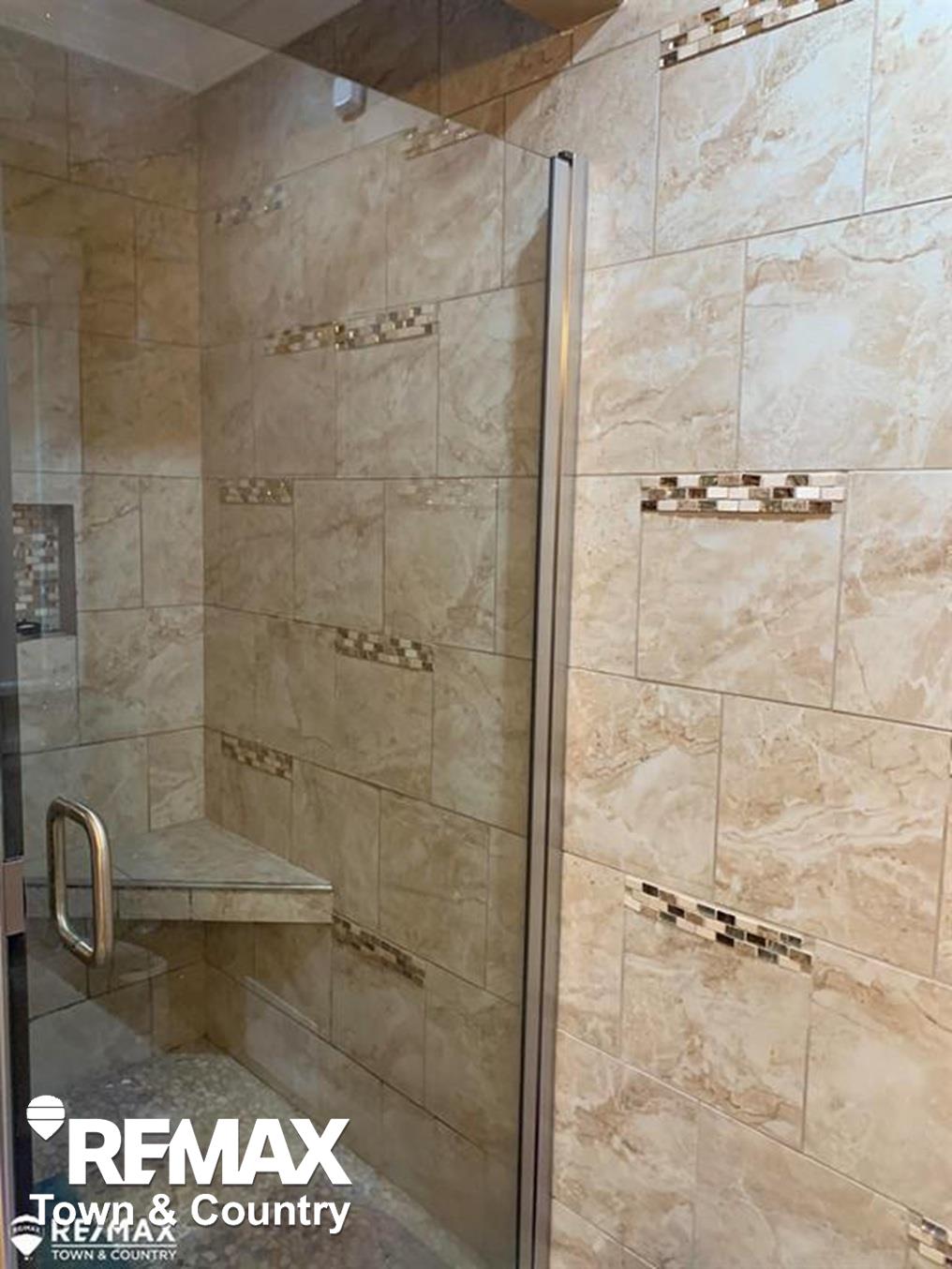 1260 Springborrow Drive, Flint, MI, 48532