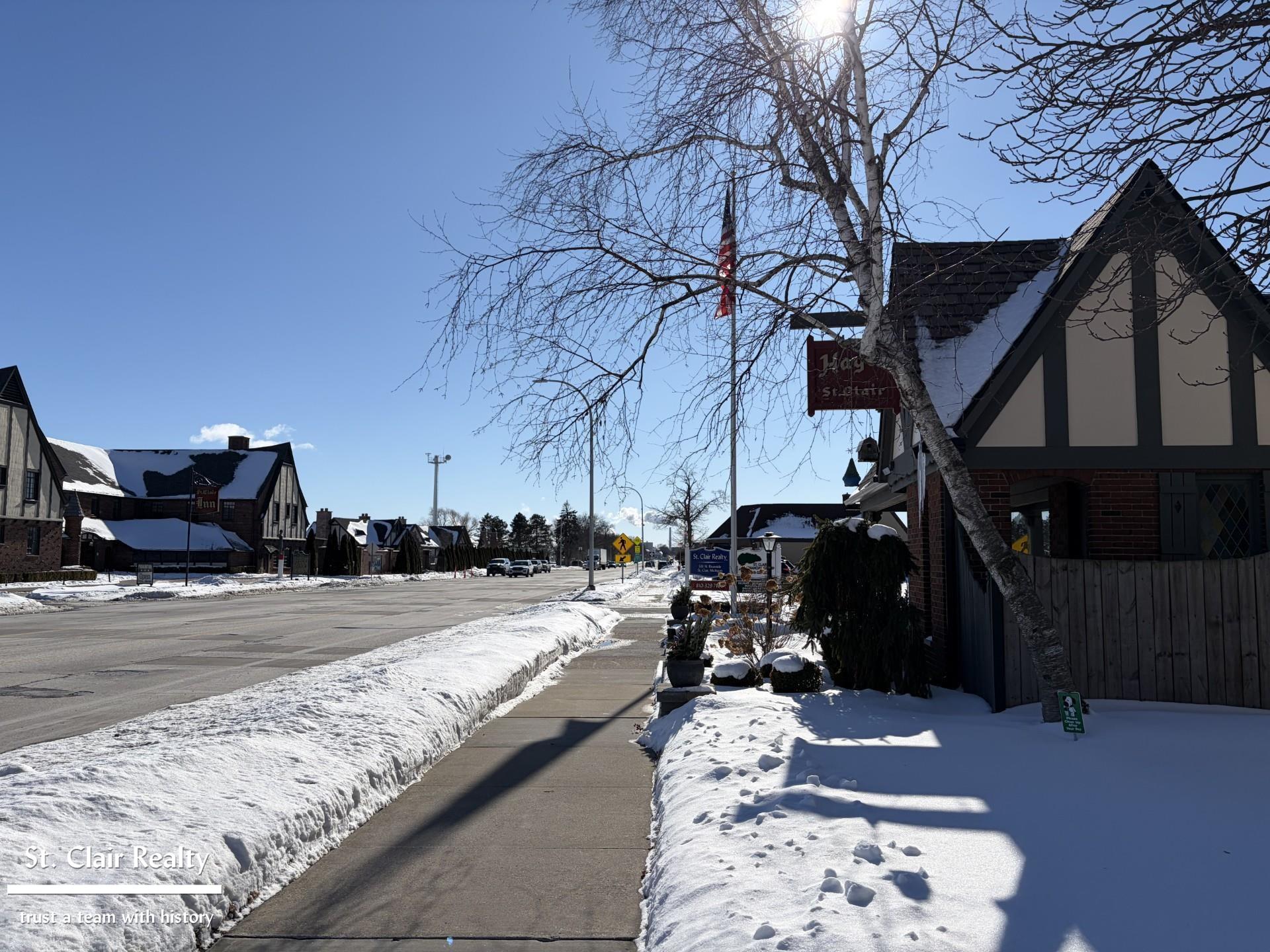 531 N Riverside Avenue, Saint Clair, MI, 48079