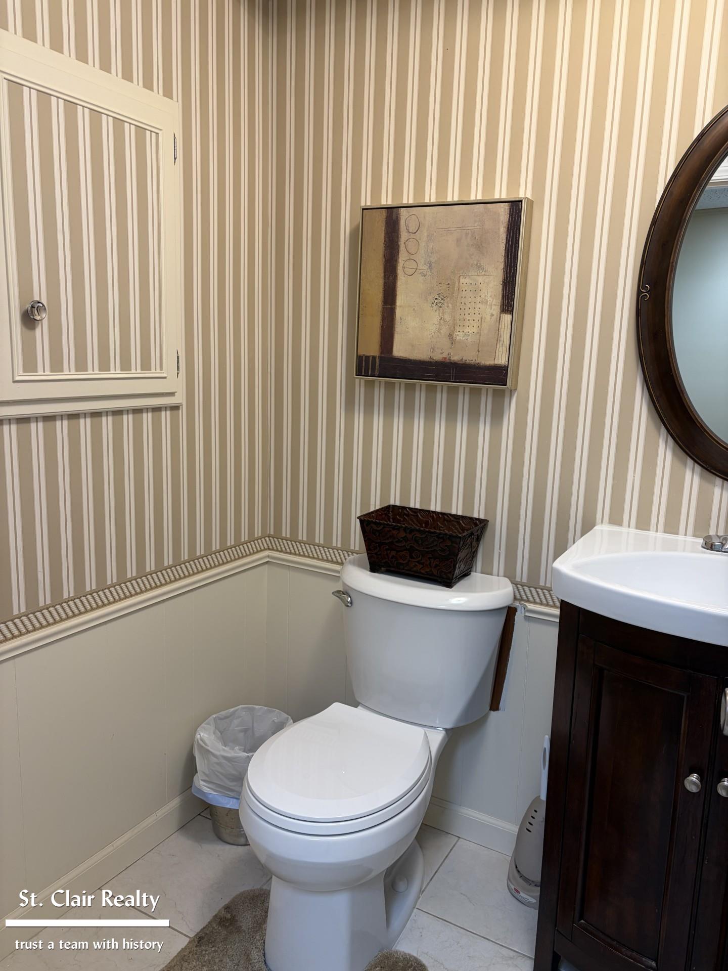 531 N Riverside Avenue, Saint Clair, MI, 48079