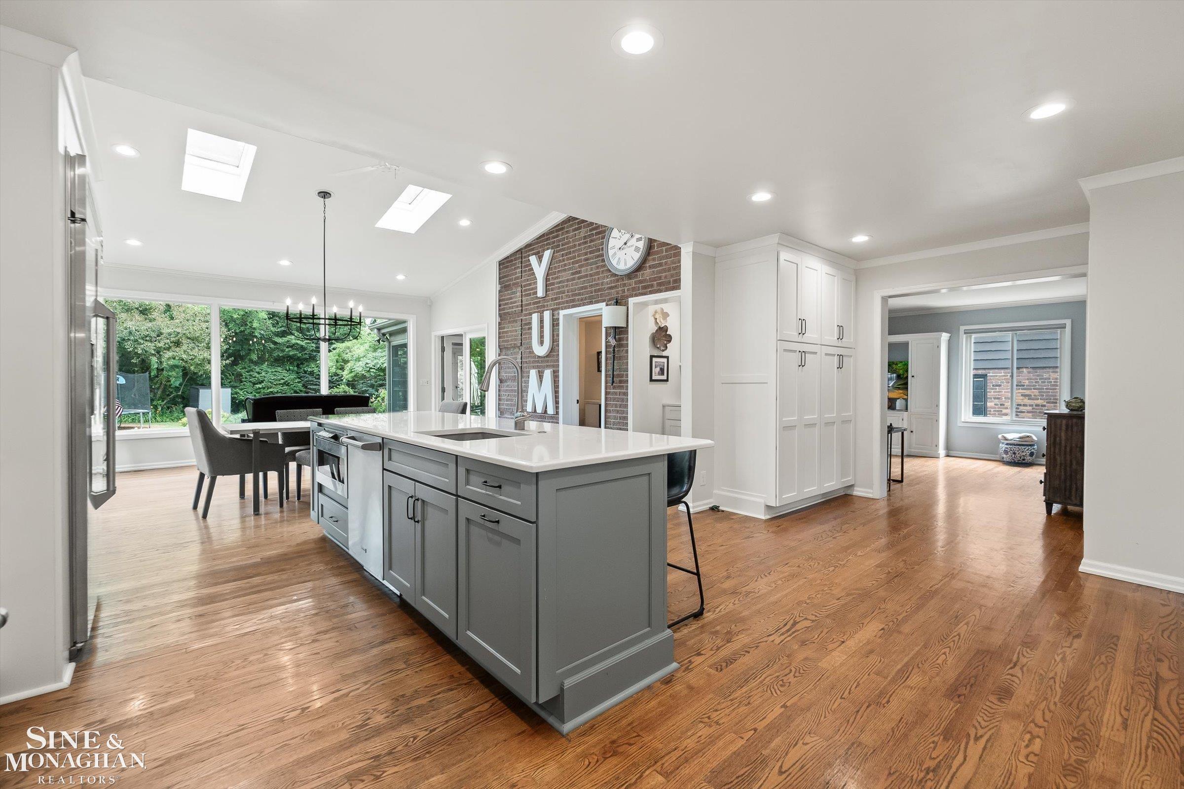 Homes for sale in Grosse Pointe Park, MI | 552 Middlesex Rd, Grosse Pointe Park, MI 48230 | MLS# 50199096