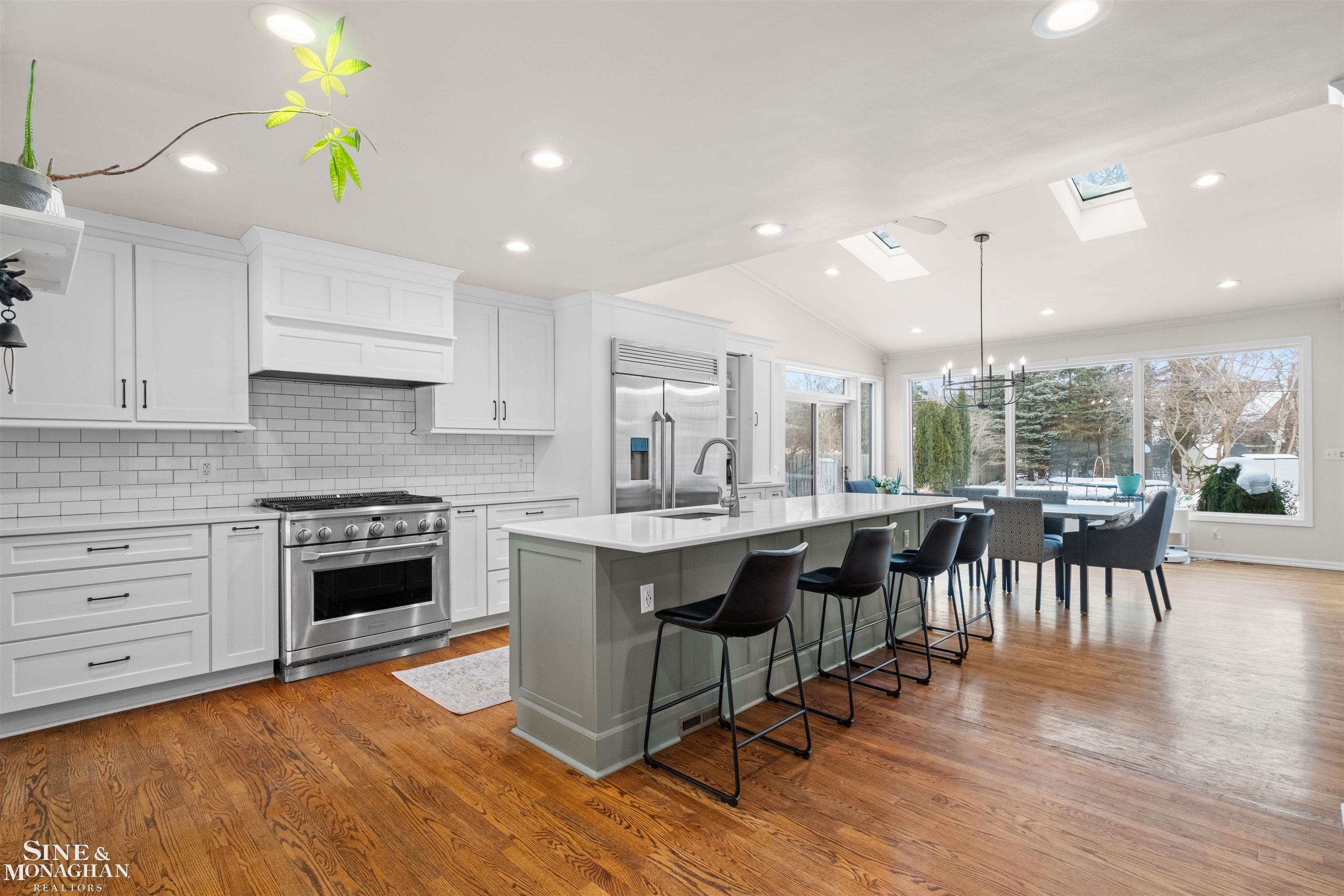 Homes for sale in Grosse Pointe Park, MI | 552 Middlesex Rd, Grosse Pointe Park, MI 48230 | MLS# 50199096