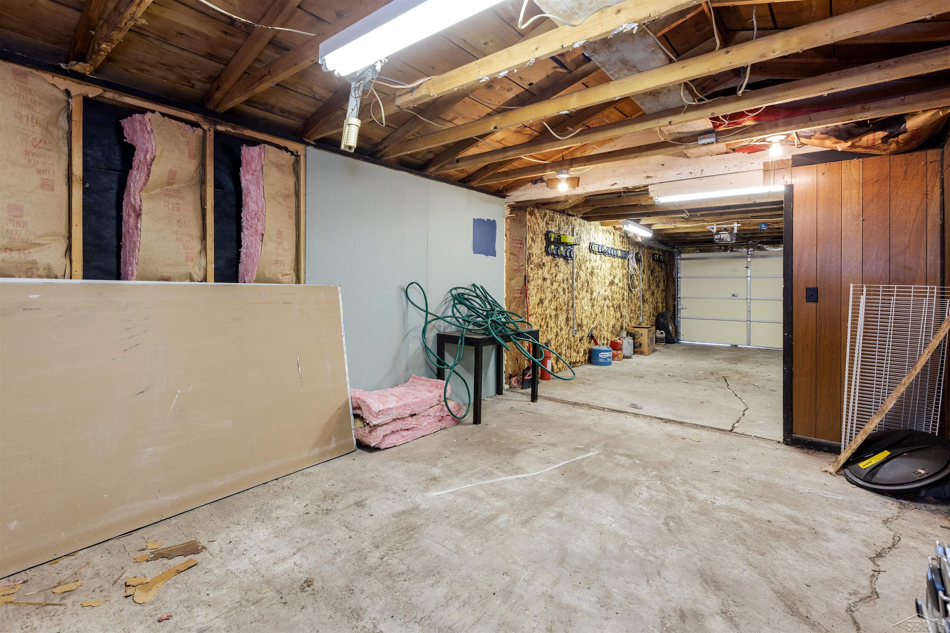 1542 Beech Street, Saginaw, MI, 48602-486