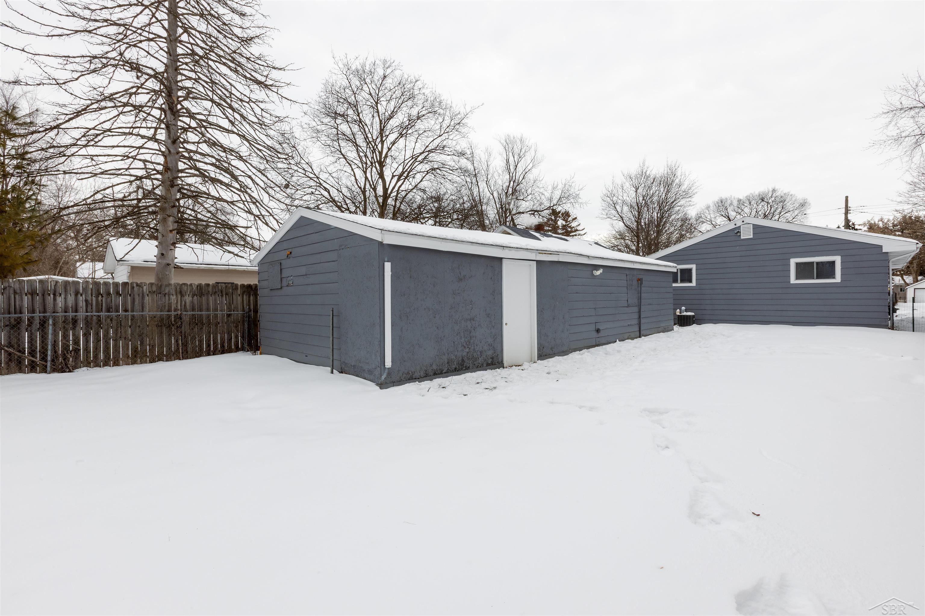 1542 Beech Street, Saginaw, MI, 48602-486