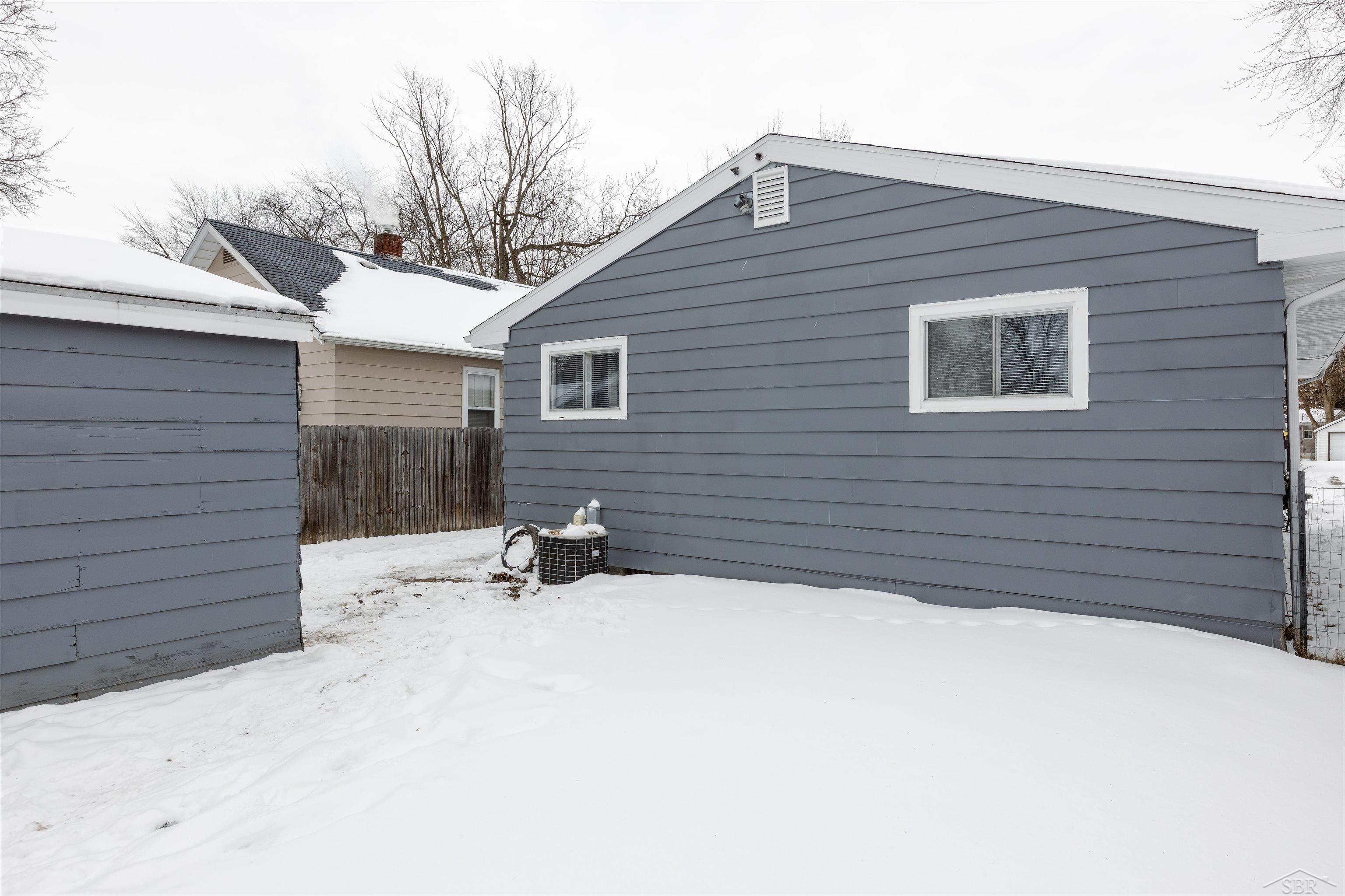 1542 Beech Street, Saginaw, MI, 48602-486