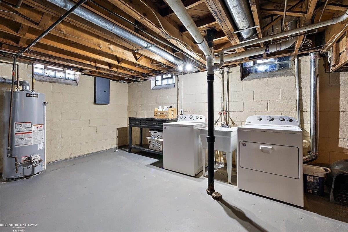 Sterling Heights, MI, 48310