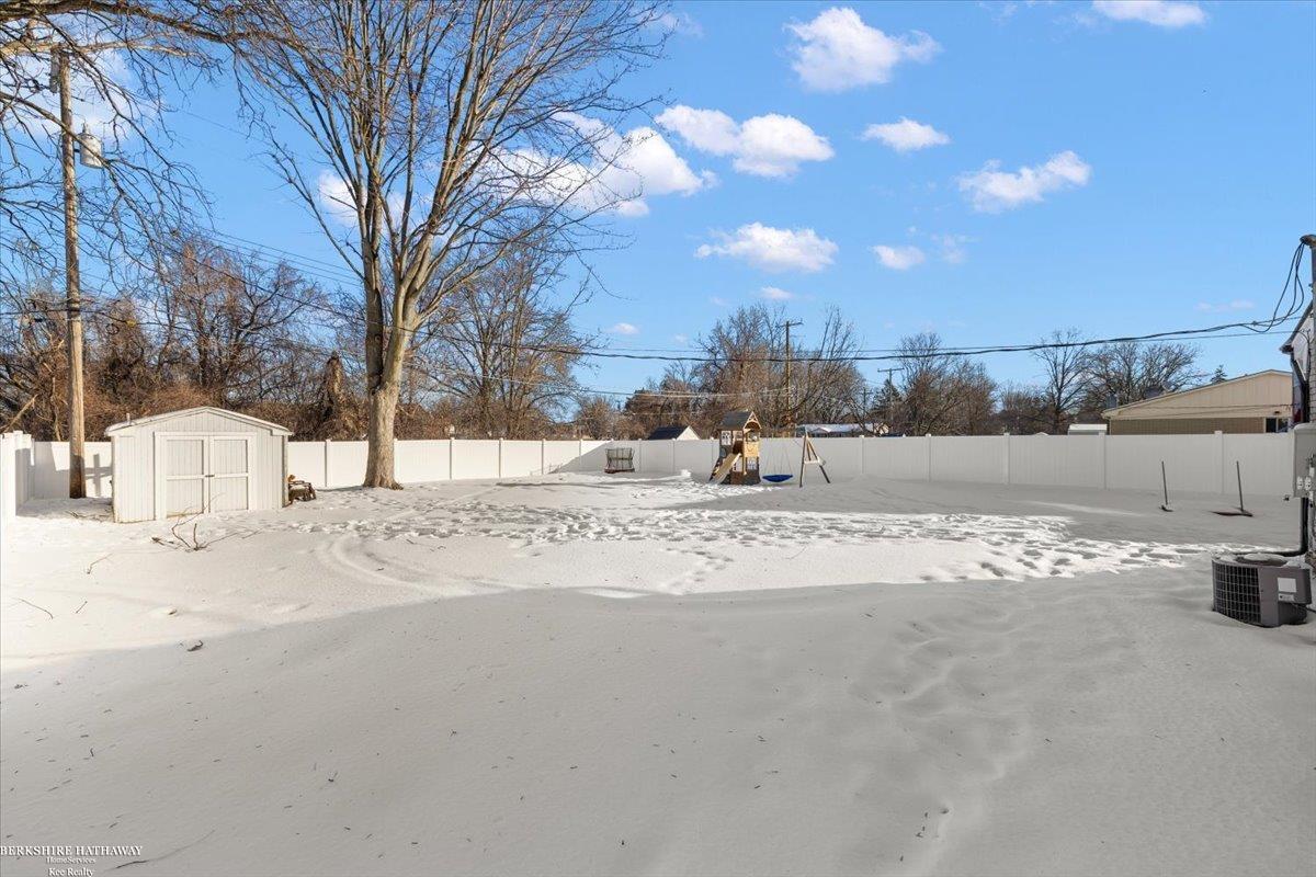 Sterling Heights, MI, 48310