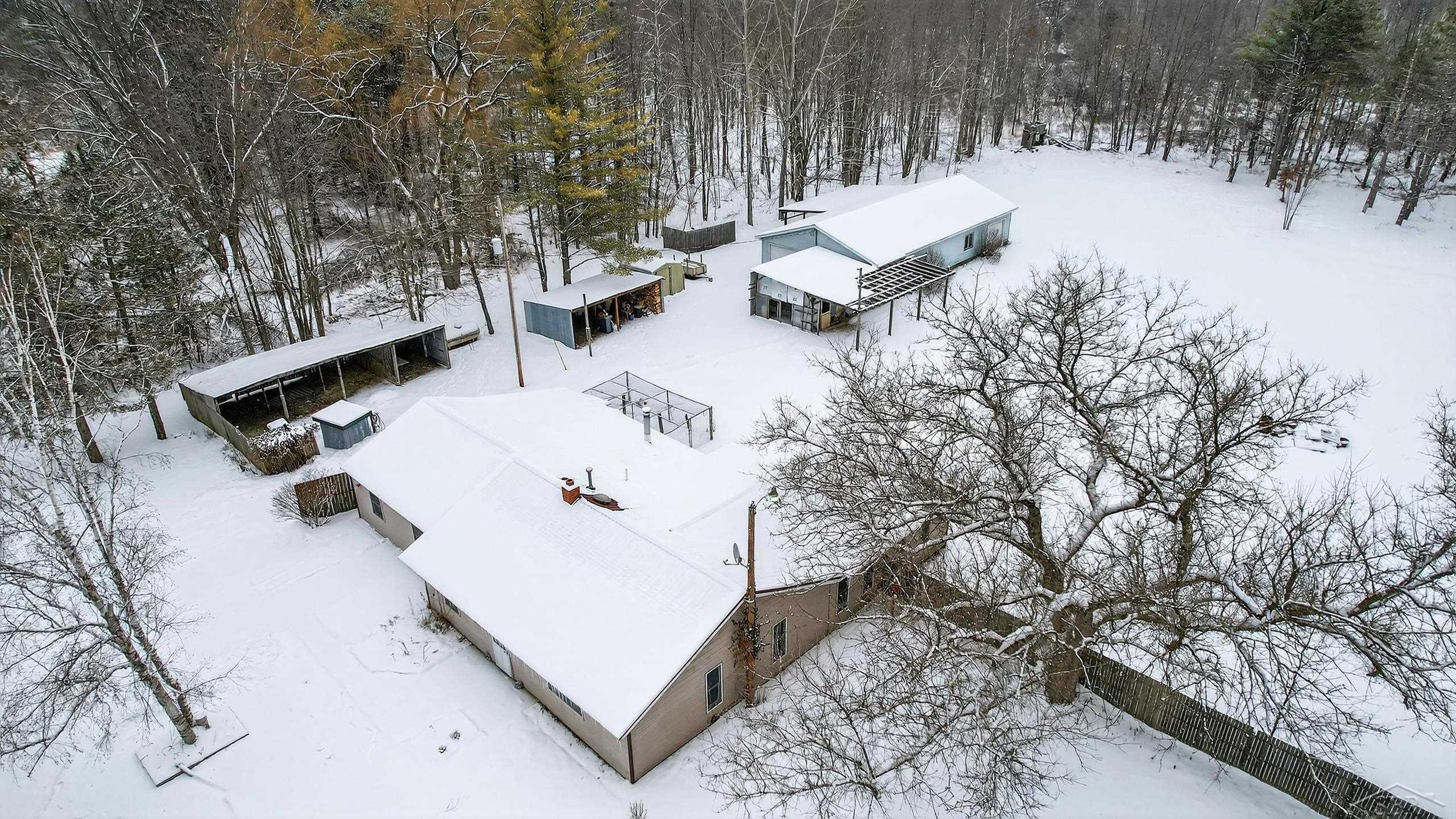 Homes for sale in Coleman, MI | 3636 E Nielson Rd, Coleman, MI 48618 | MLS# 50199119