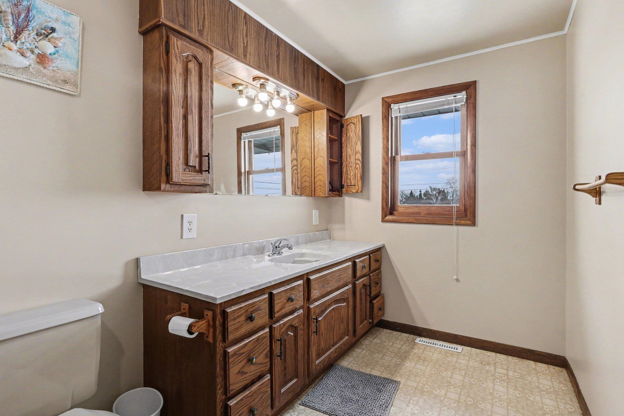 780 S Mackinaw Road, Kawkawlin, MI, 48631