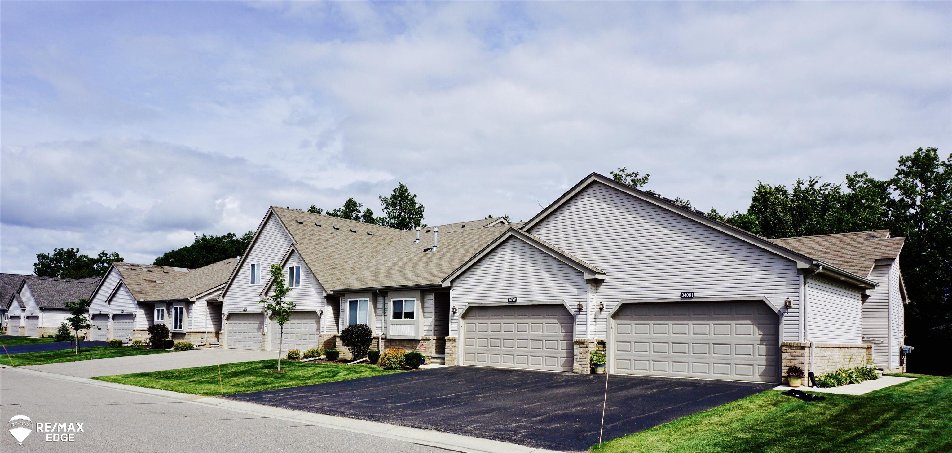 28003 Gregory Street, Grand Blanc, MI, 48439