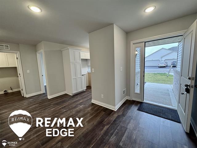 28003 Gregory Street, Grand Blanc, MI, 48439