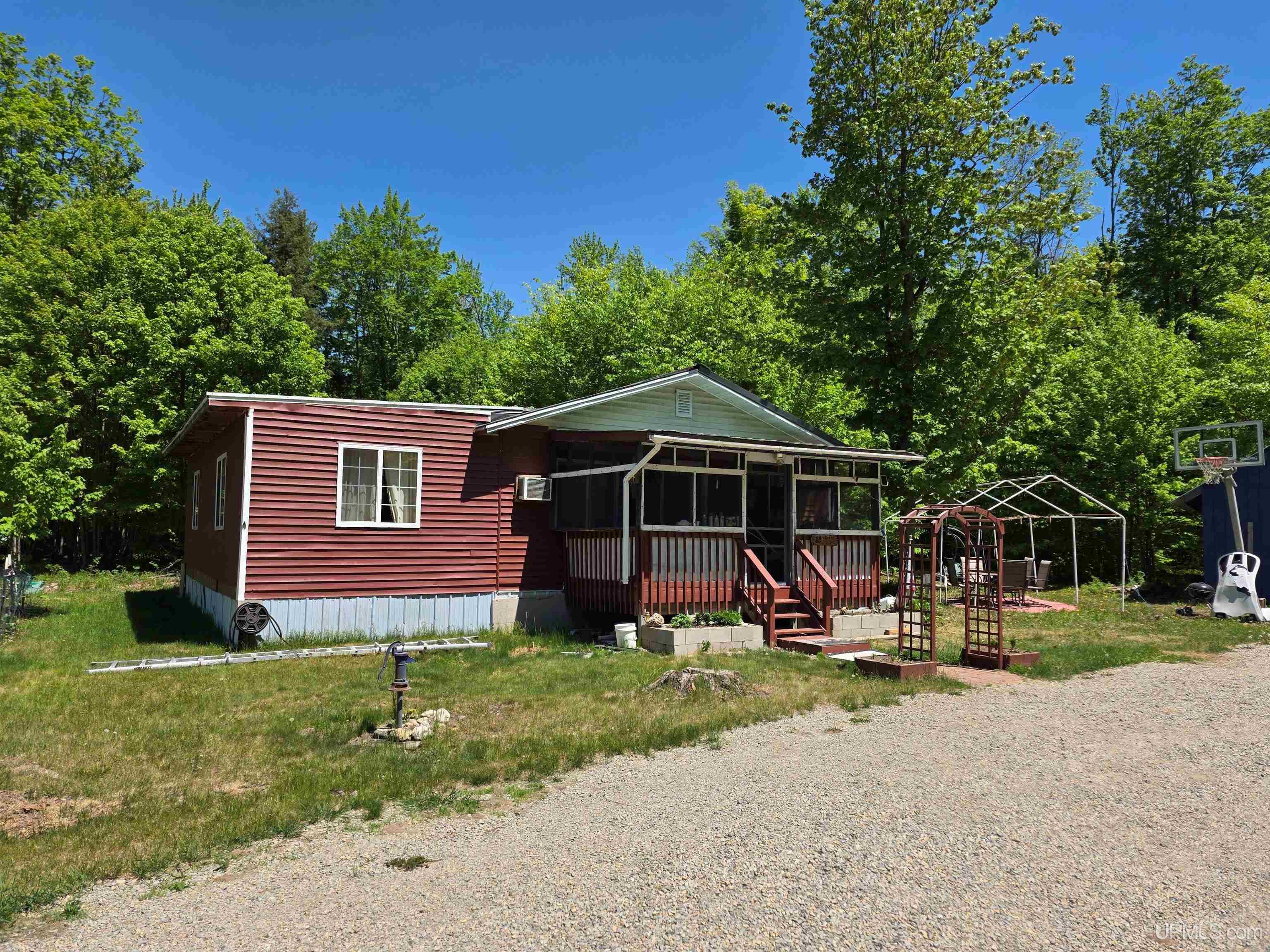 Photo 4 of Single family home for sale at N290 N Round Lake Rd, Wetmore, MI 49895 | MLS# 50199167 | Listing updated on 2026-09-18