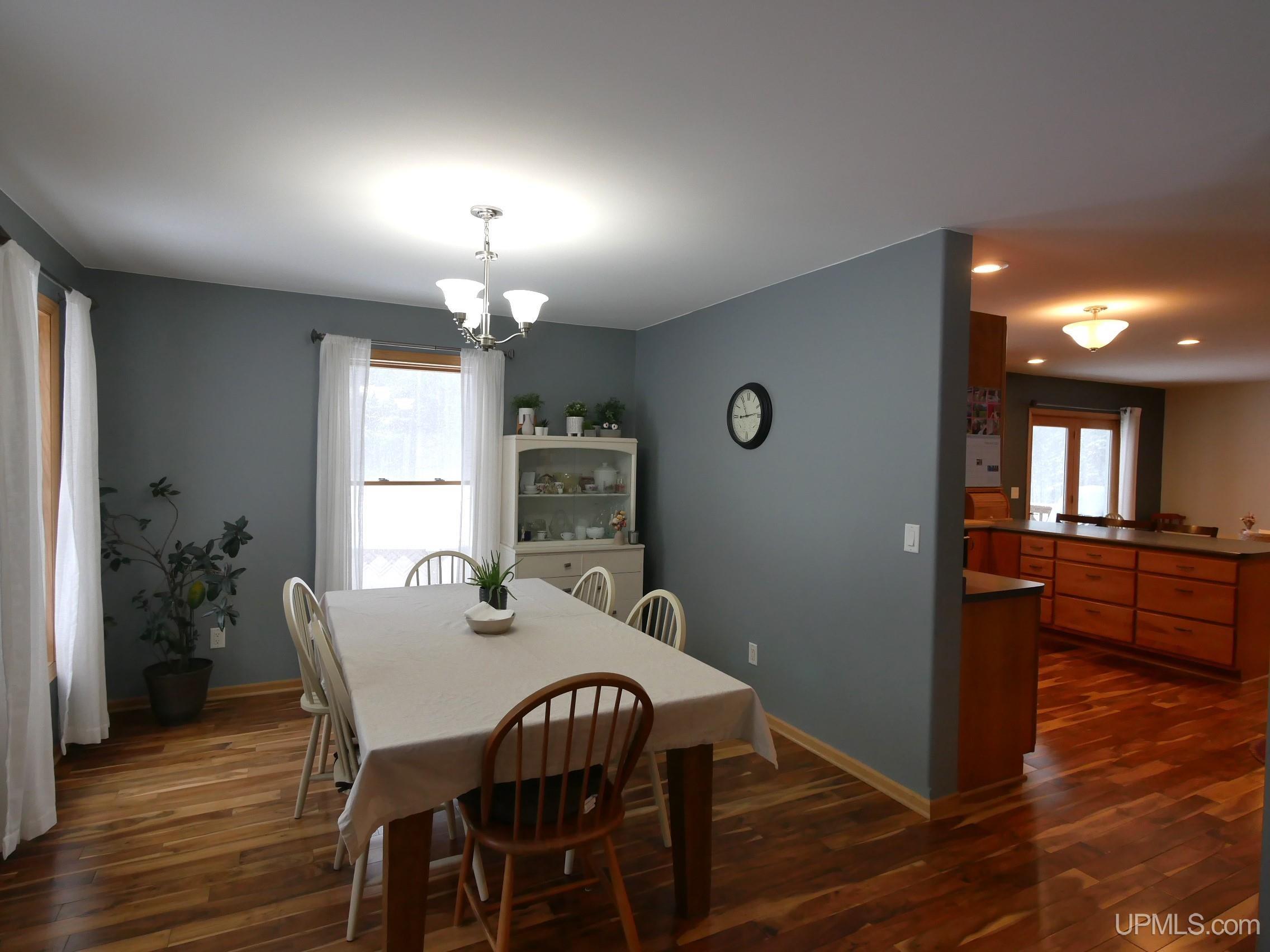 52275 N Superior Road, Houghton, MI, 49931