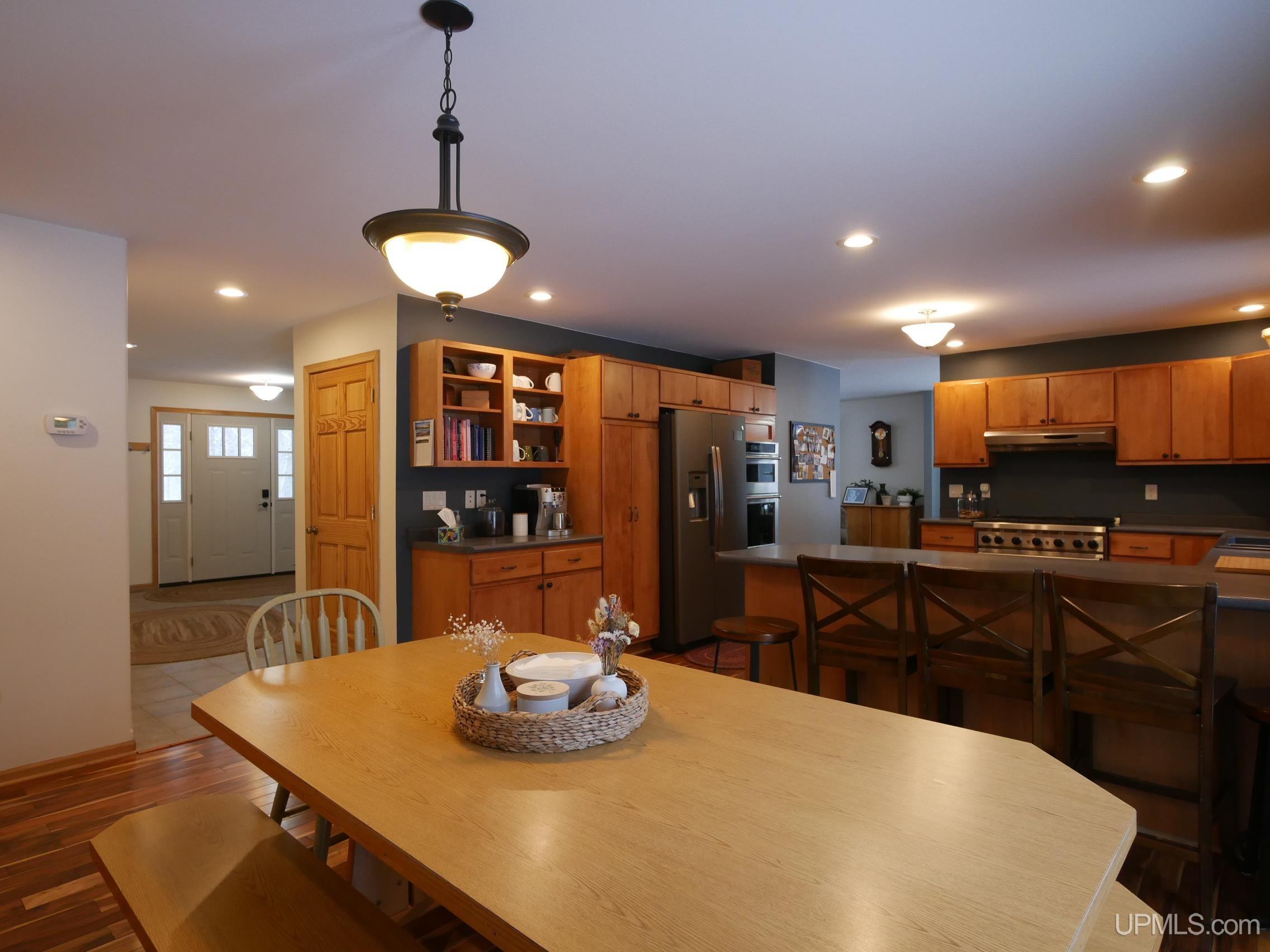 52275 N Superior Road, Houghton, MI, 49931