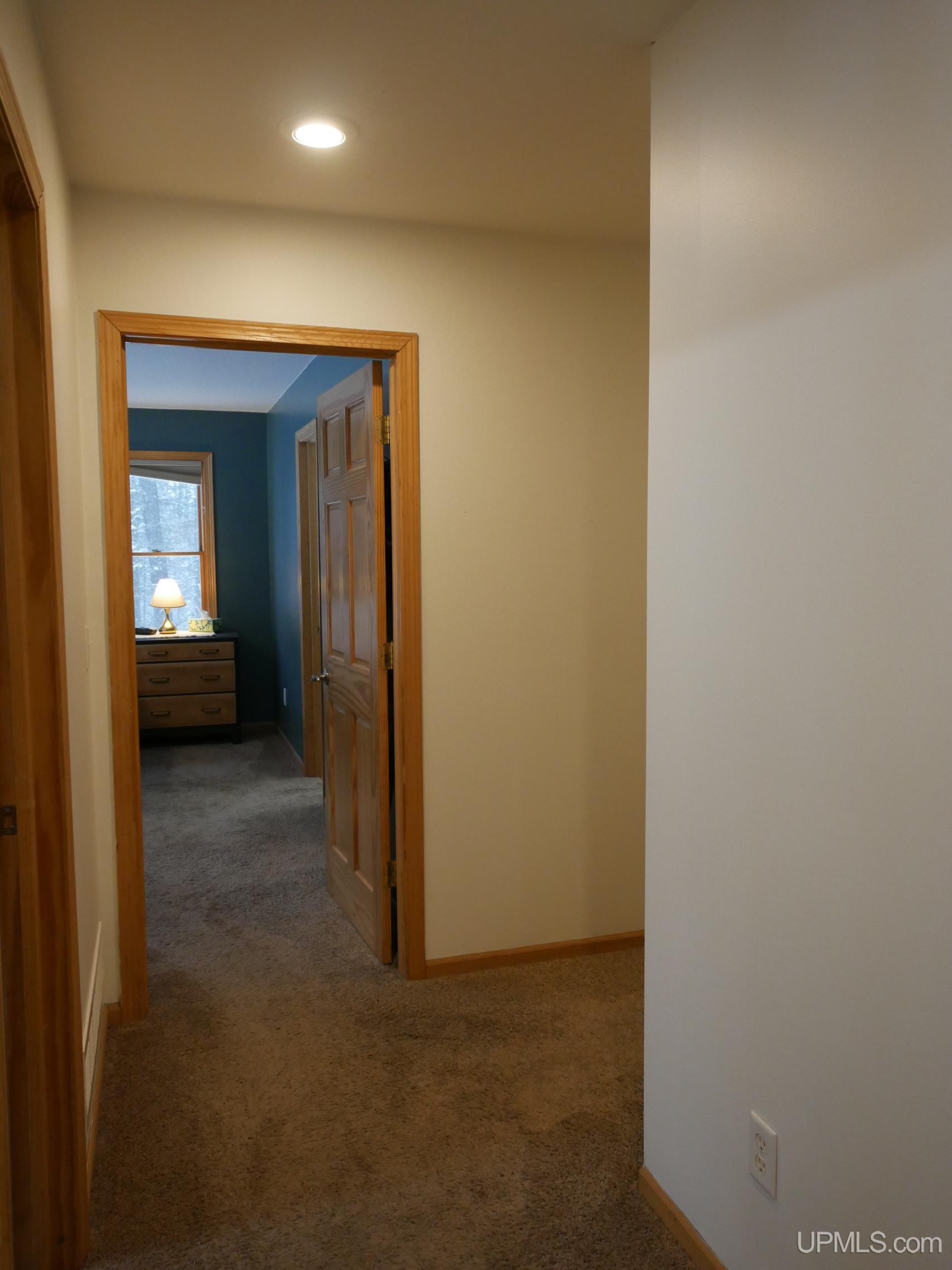 52275 N Superior Road, Houghton, MI, 49931